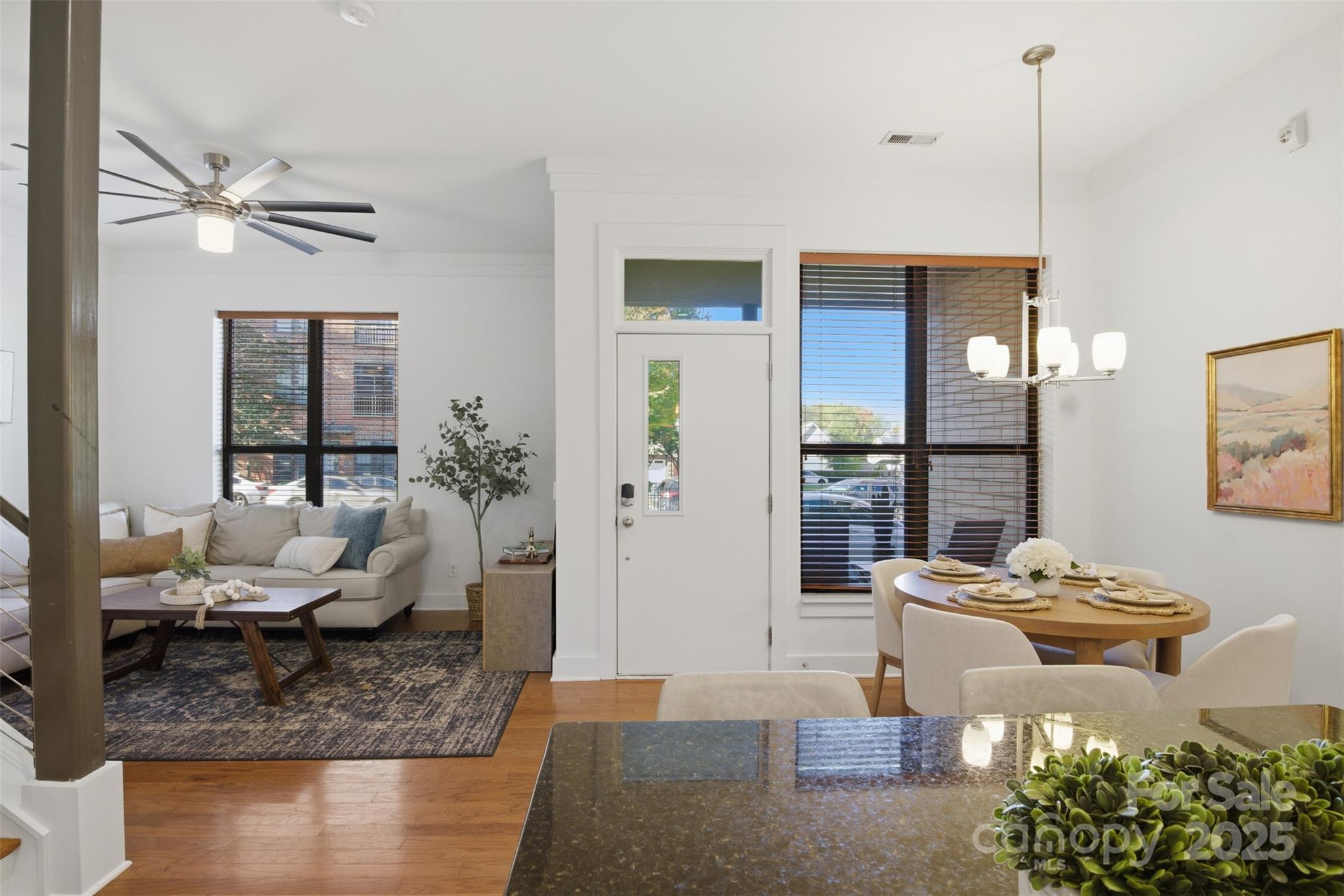 3254 Noda Boulevard Property Photo 10