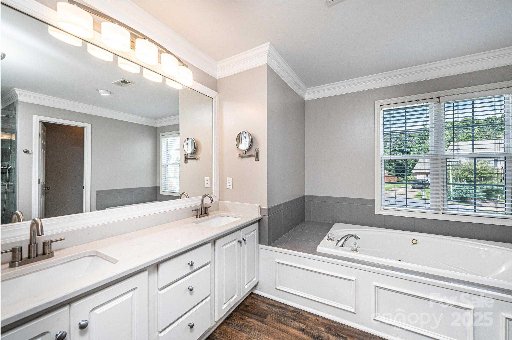 4963 Old River Drive Property Photo 23