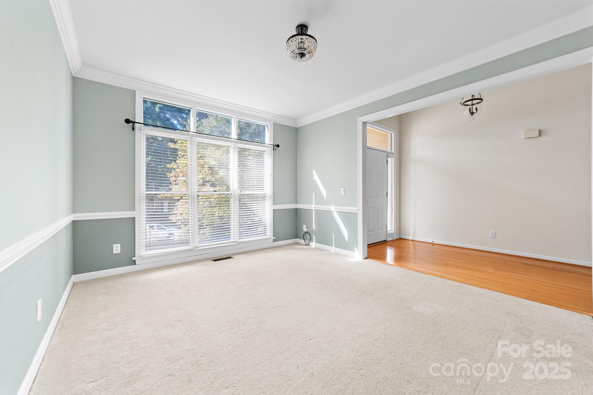 12707 Willow Grove Way Property Photo 5