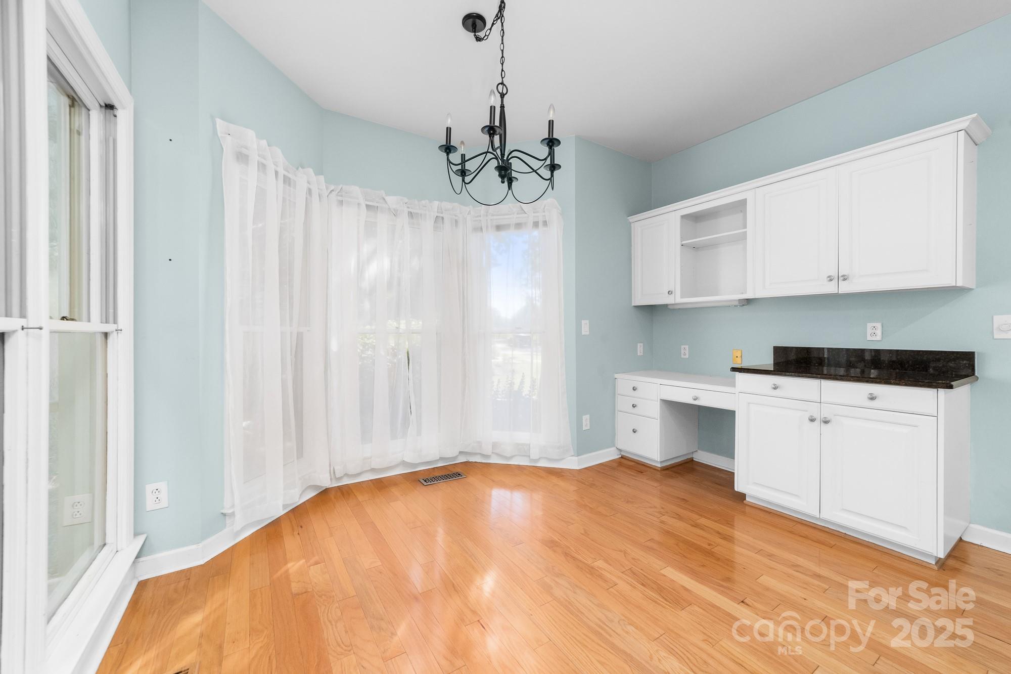 12707 Willow Grove Way Property Photo 14