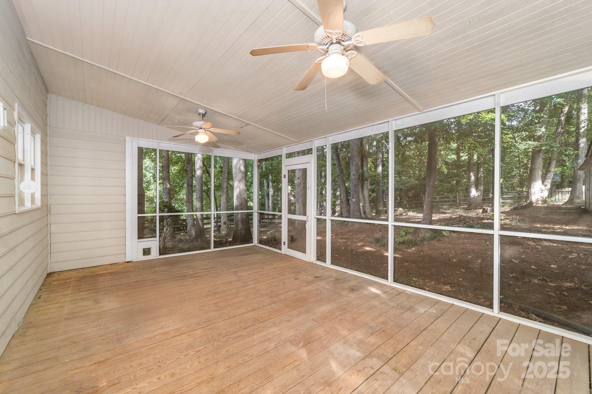 12707 Willow Grove Way Property Photo 35