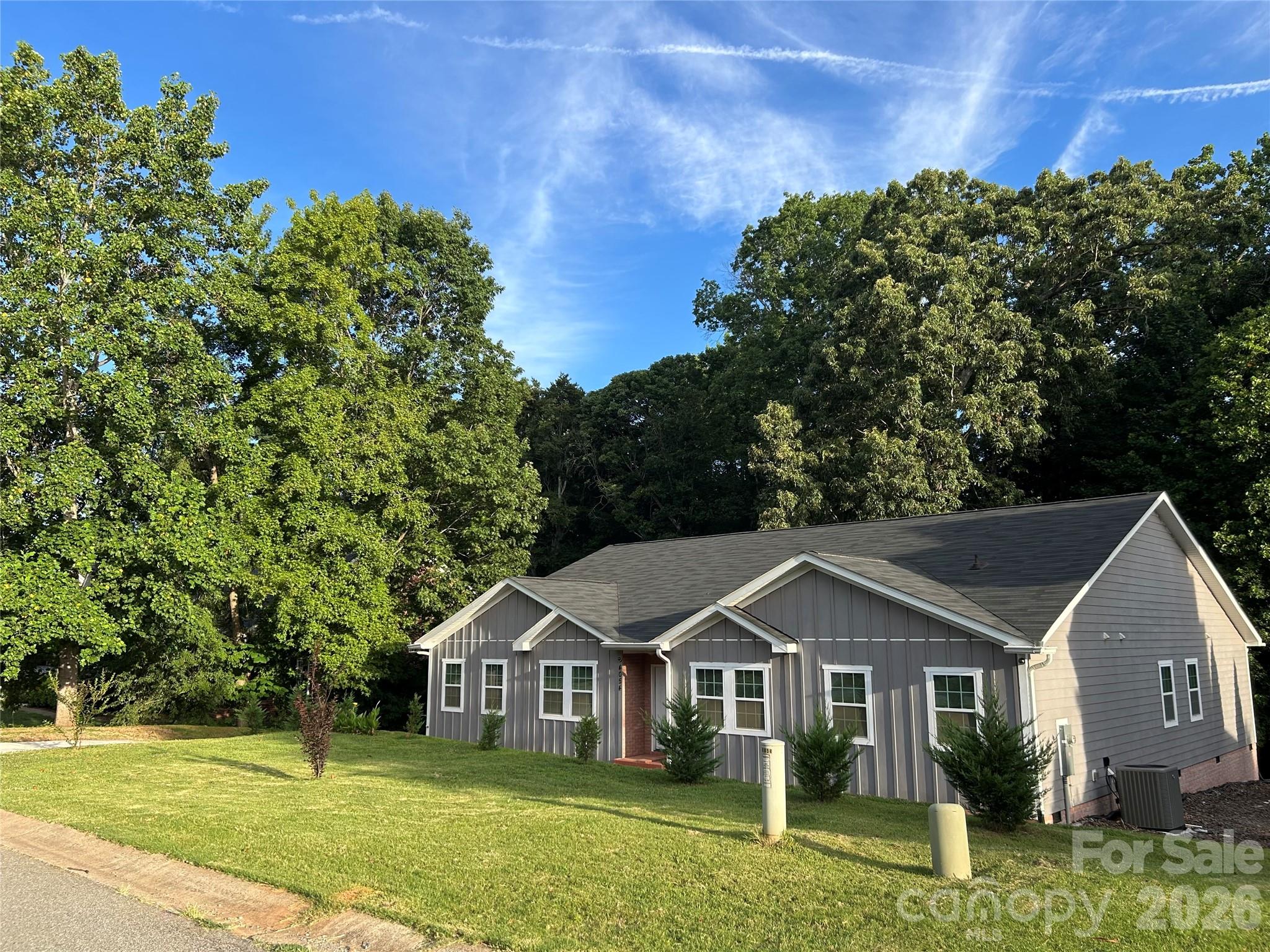 4054 Belle Meade Circle Property Photo 1