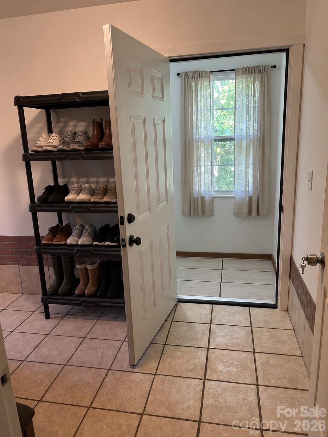 4054 Belle Meade Circle Property Photo 12