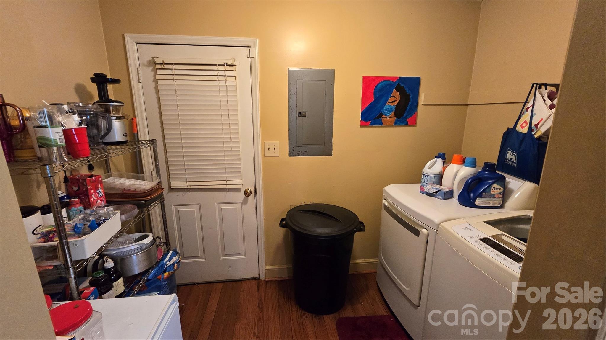 2715 Shandon Road Property Photo 15