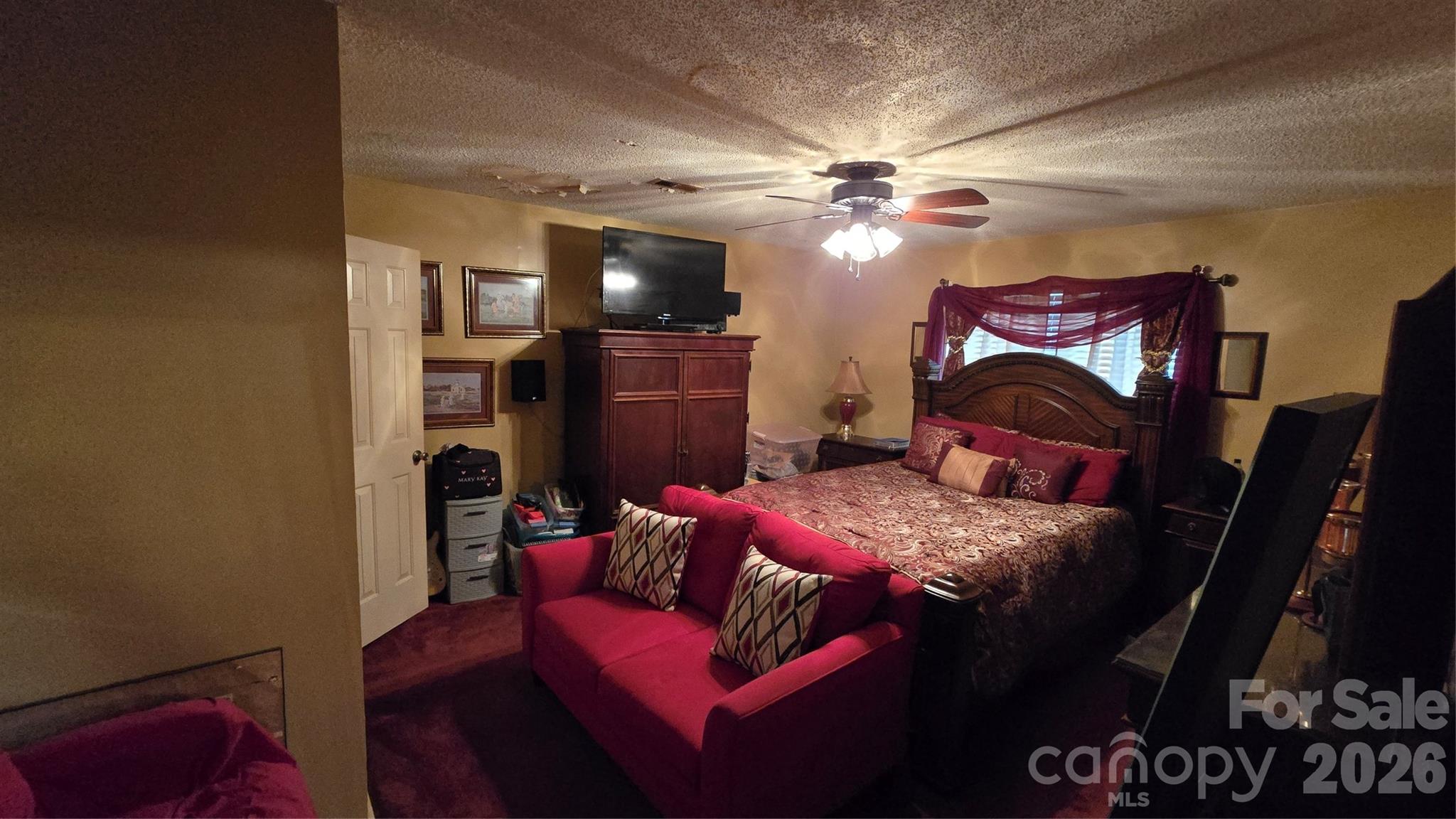 2715 Shandon Road Property Photo 23