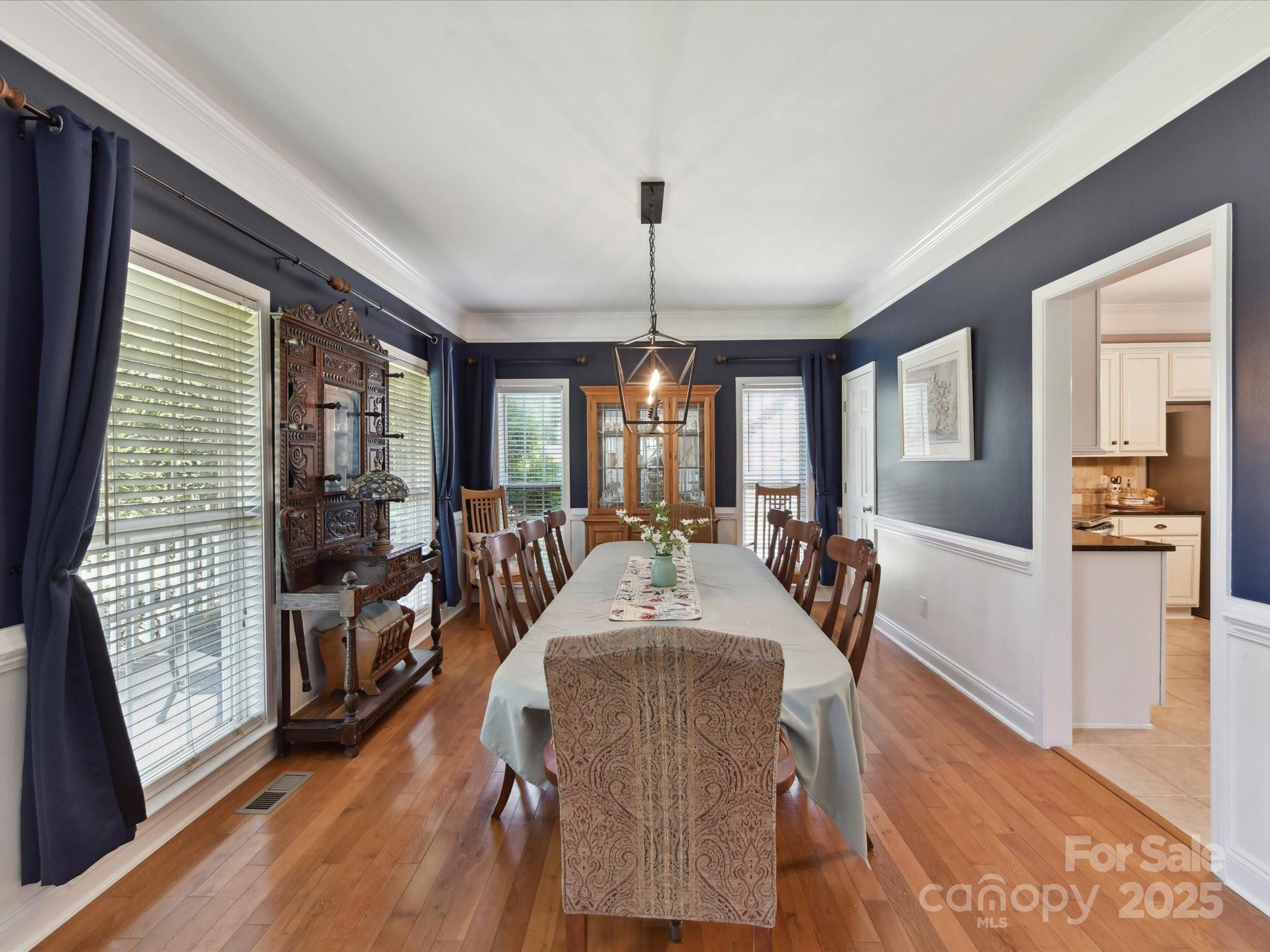 7628 Windsor Forest Place Property Photo 8