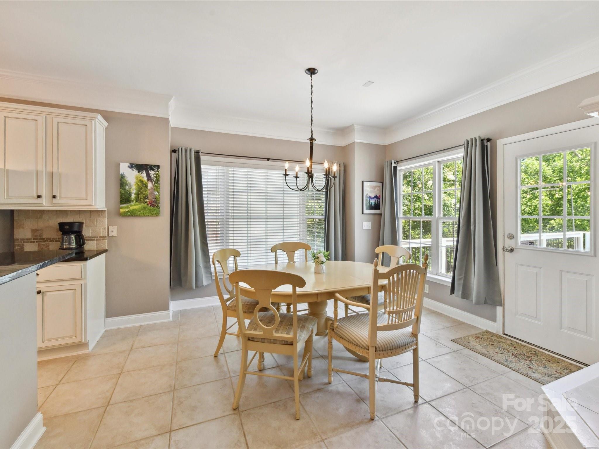 7628 Windsor Forest Place Property Photo 16