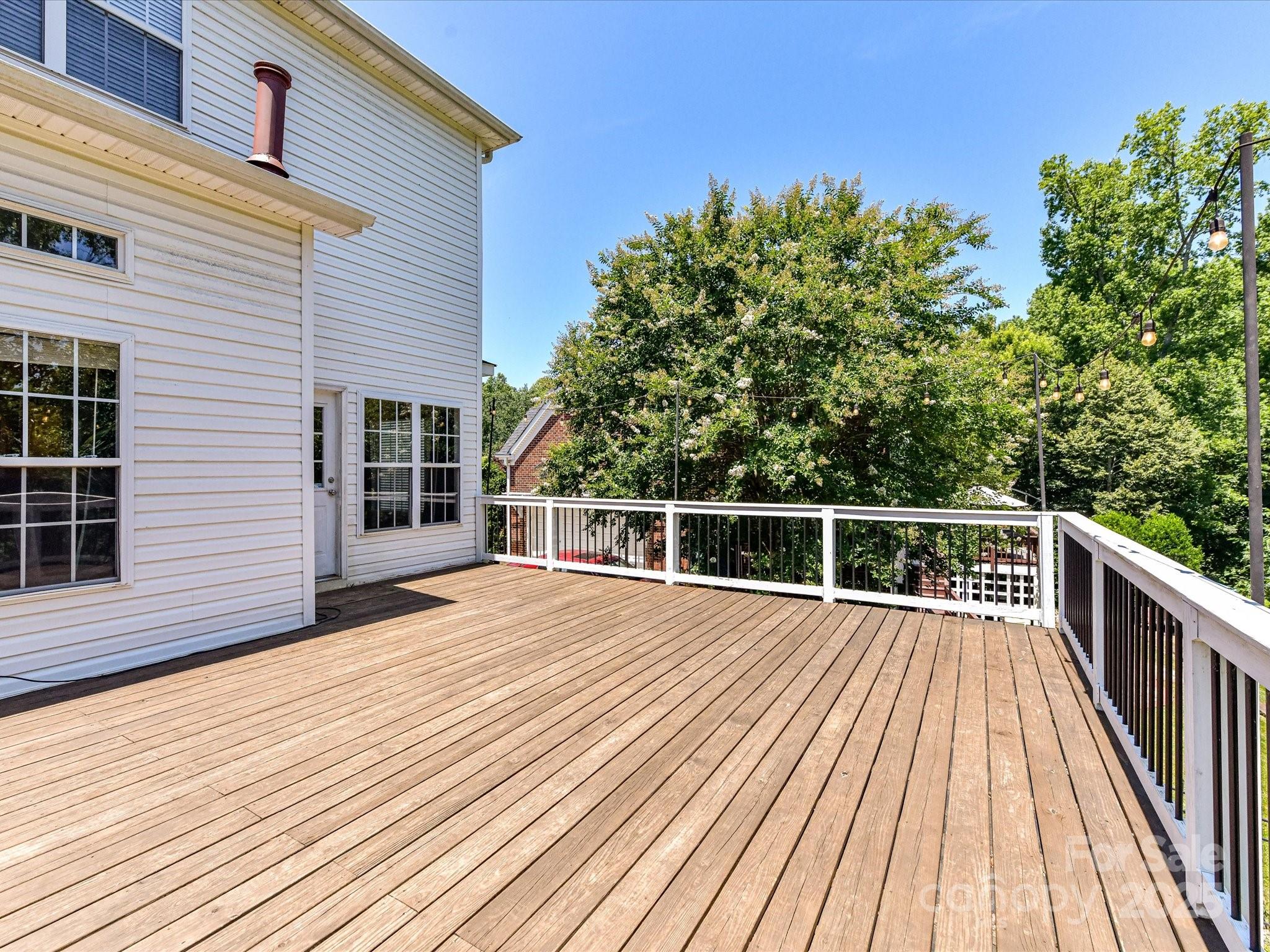 7628 Windsor Forest Place Property Photo 36