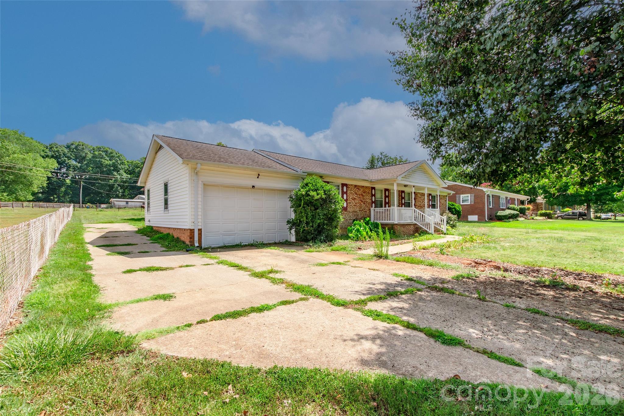 505 Pam Drive Property Photo 2