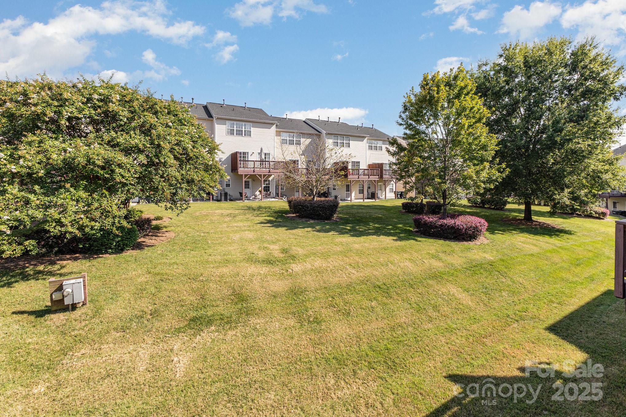 9803 Walkers Glen Drive Property Photo 19