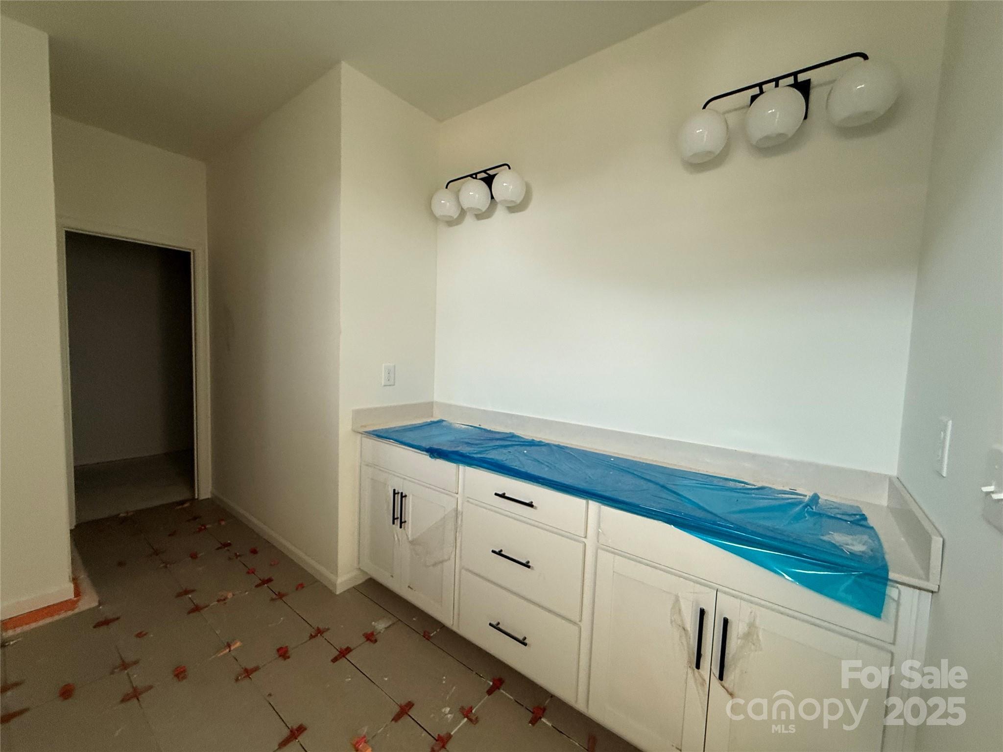 2305 Quiet Woods Road Property Photo 8