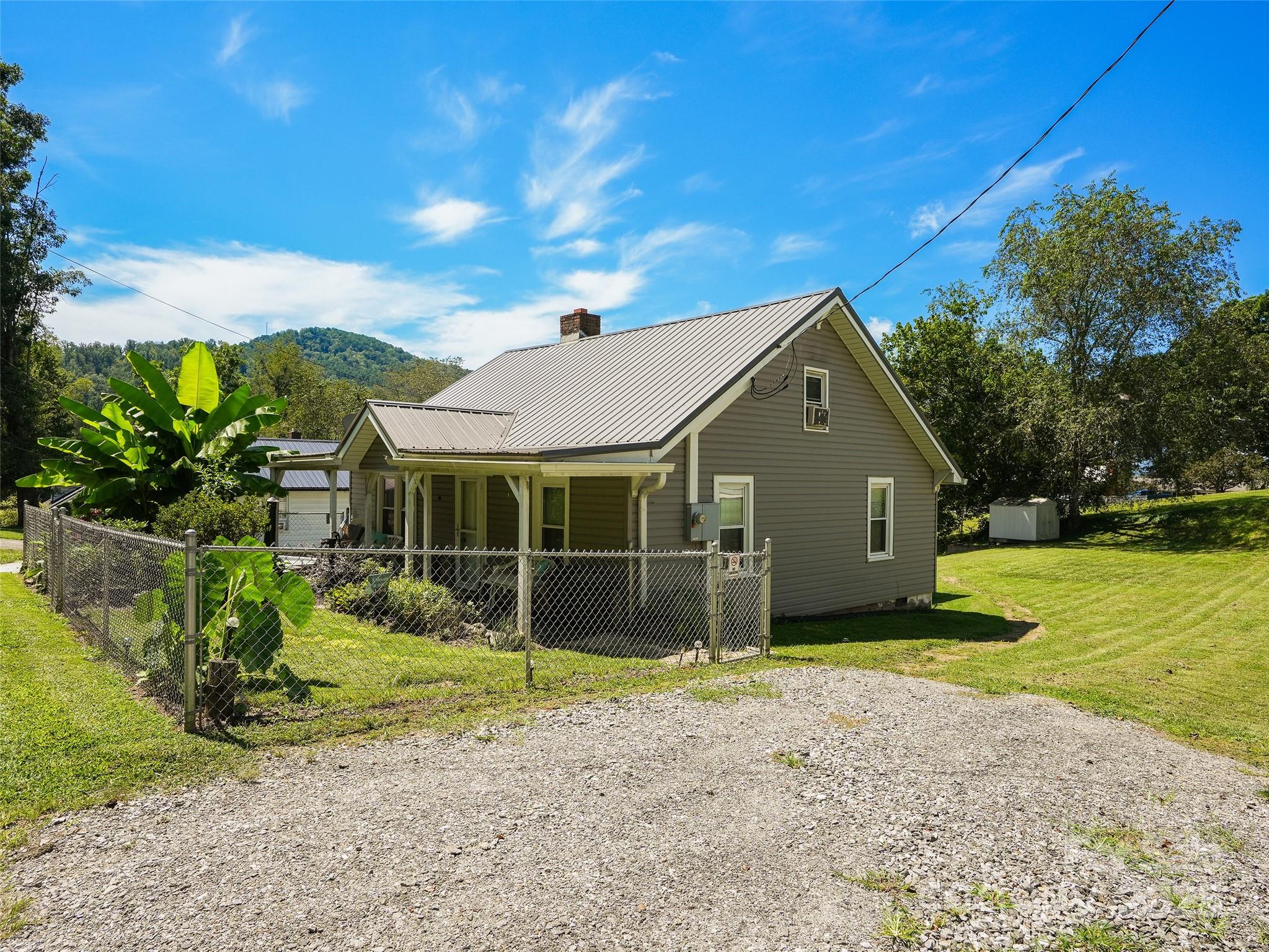 177 Dewey Avenue Property Photo 1