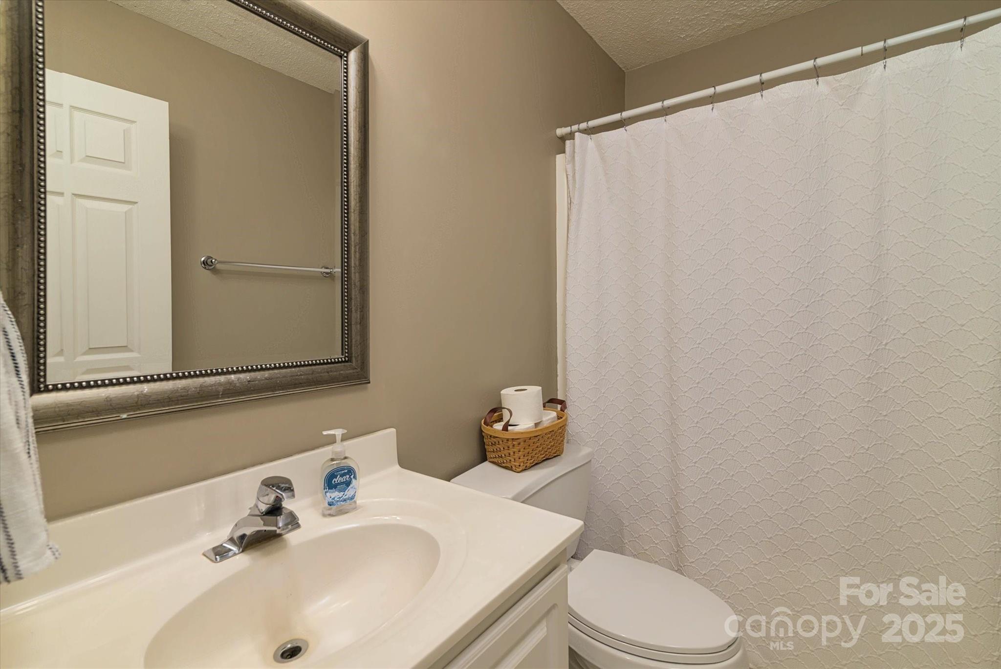914 Ragin Lane Property Photo 28