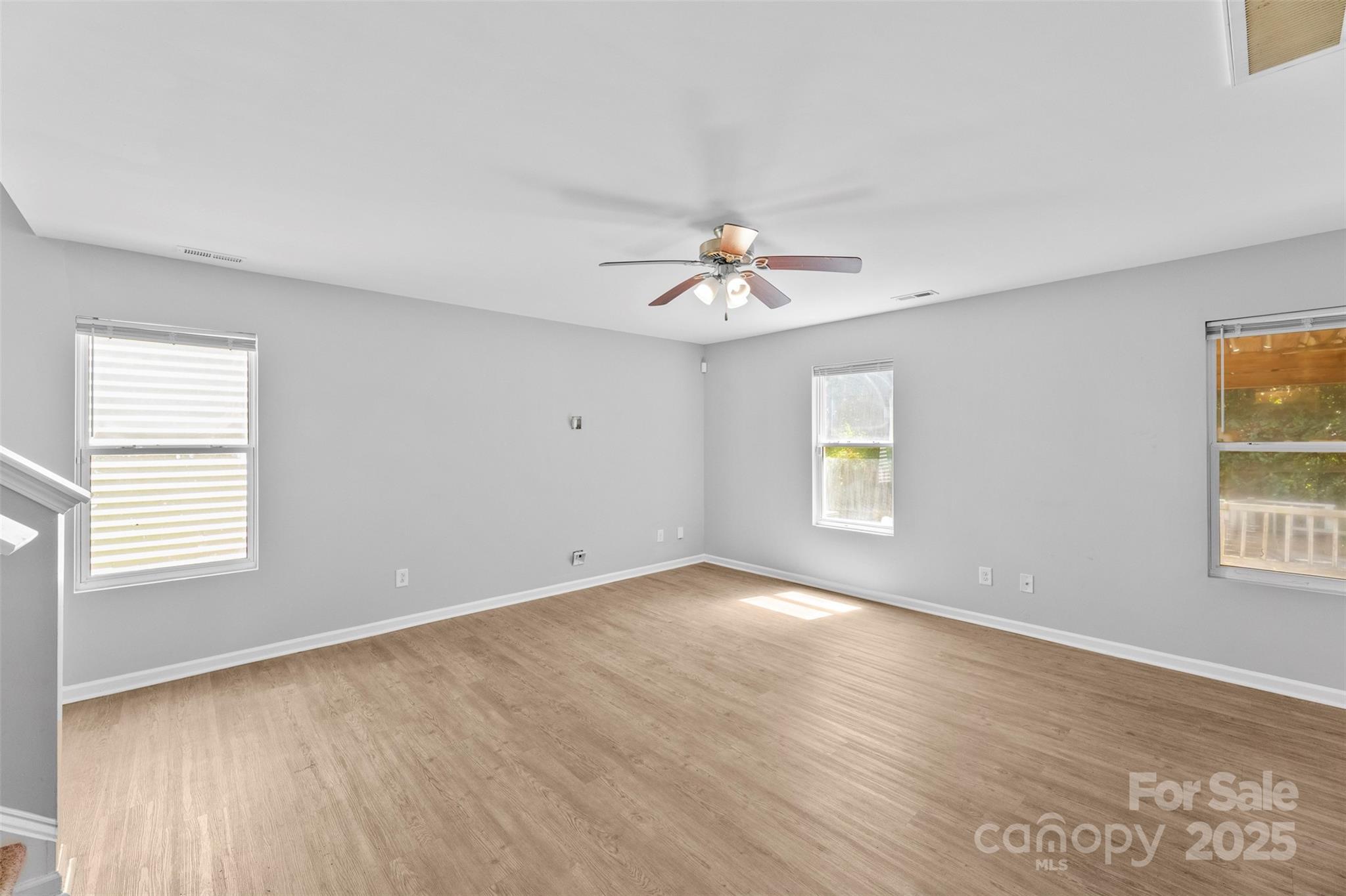 2415 Cairns Mill Court Property Photo 7