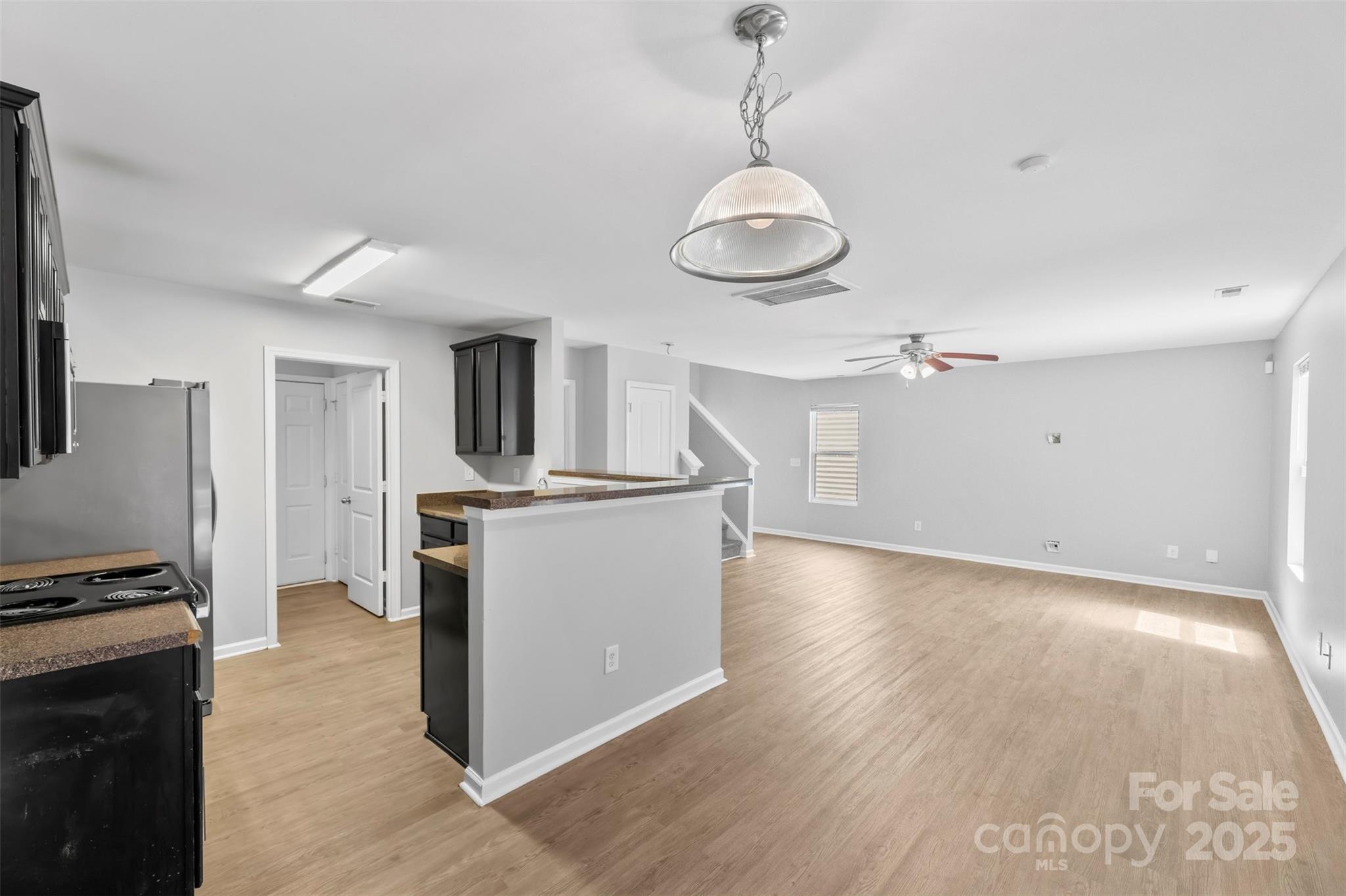 2415 Cairns Mill Court Property Photo 10