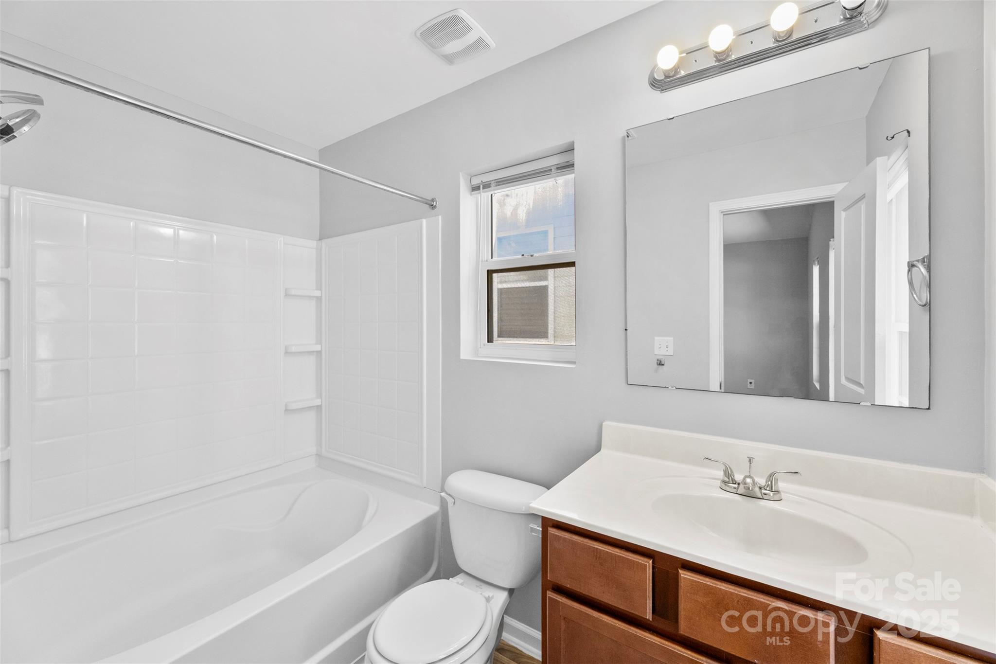 2415 Cairns Mill Court Property Photo 31