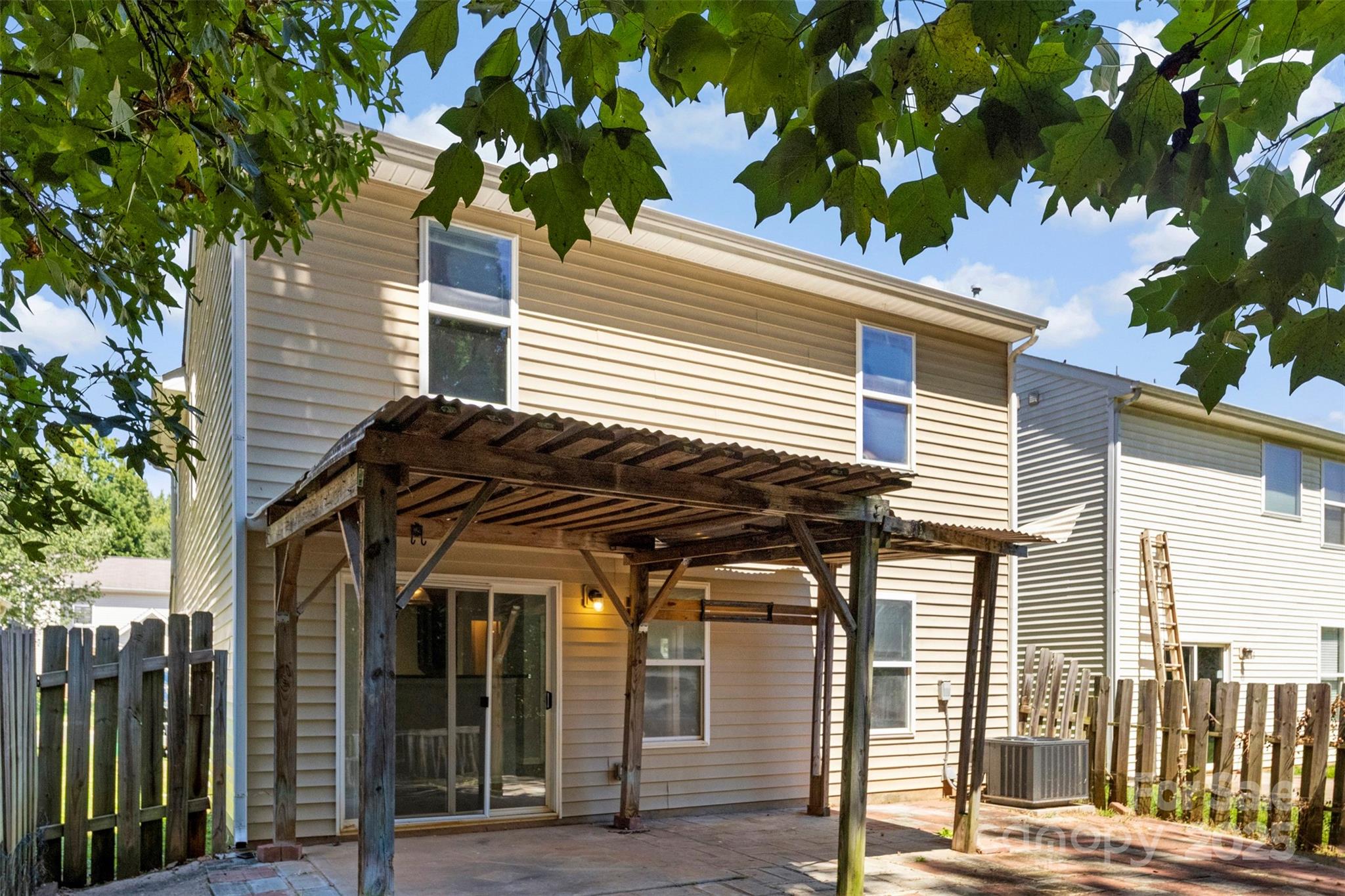 2415 Cairns Mill Court Property Photo 36