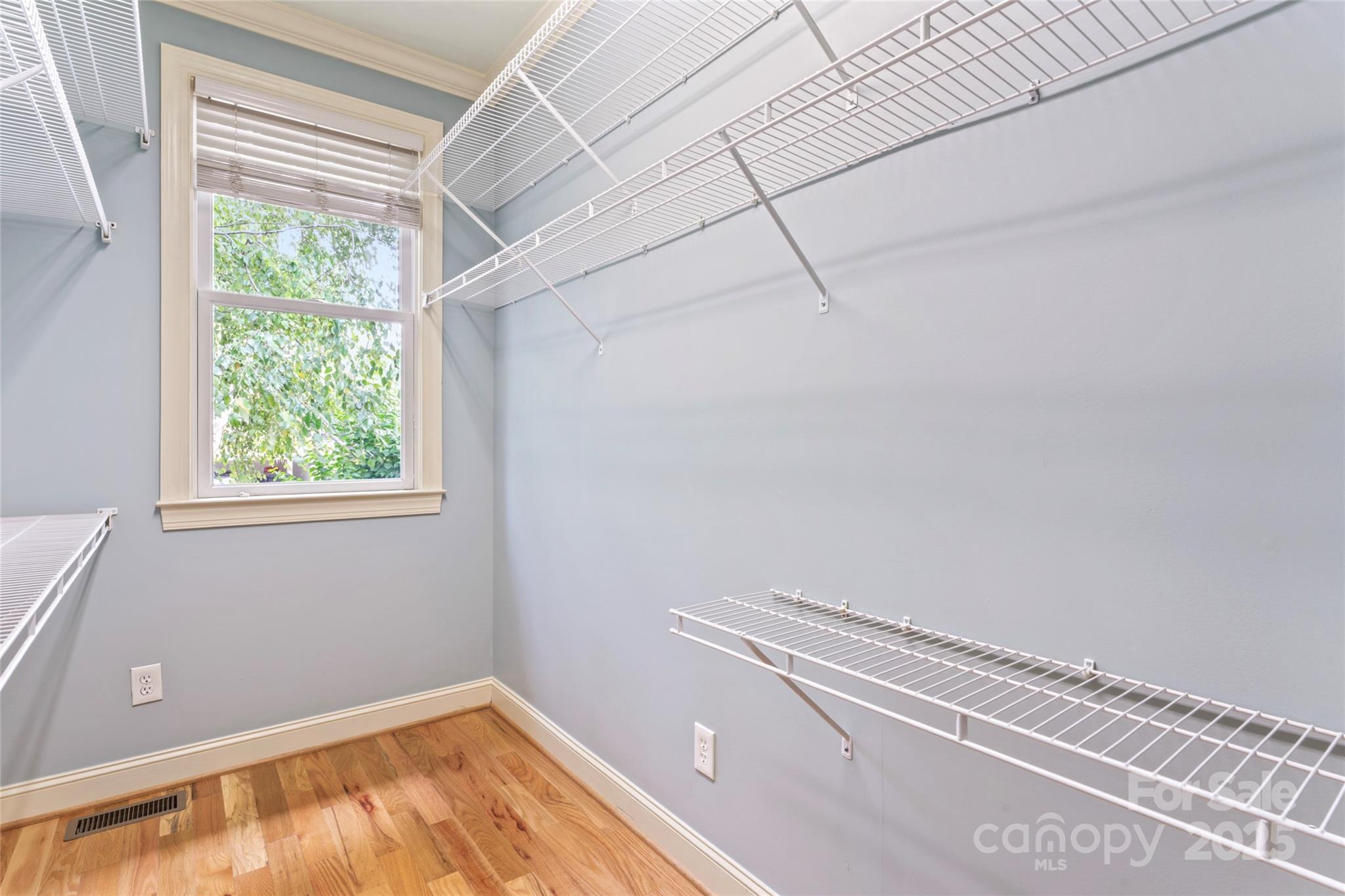 142 Canterbury Crossing Property Photo 17