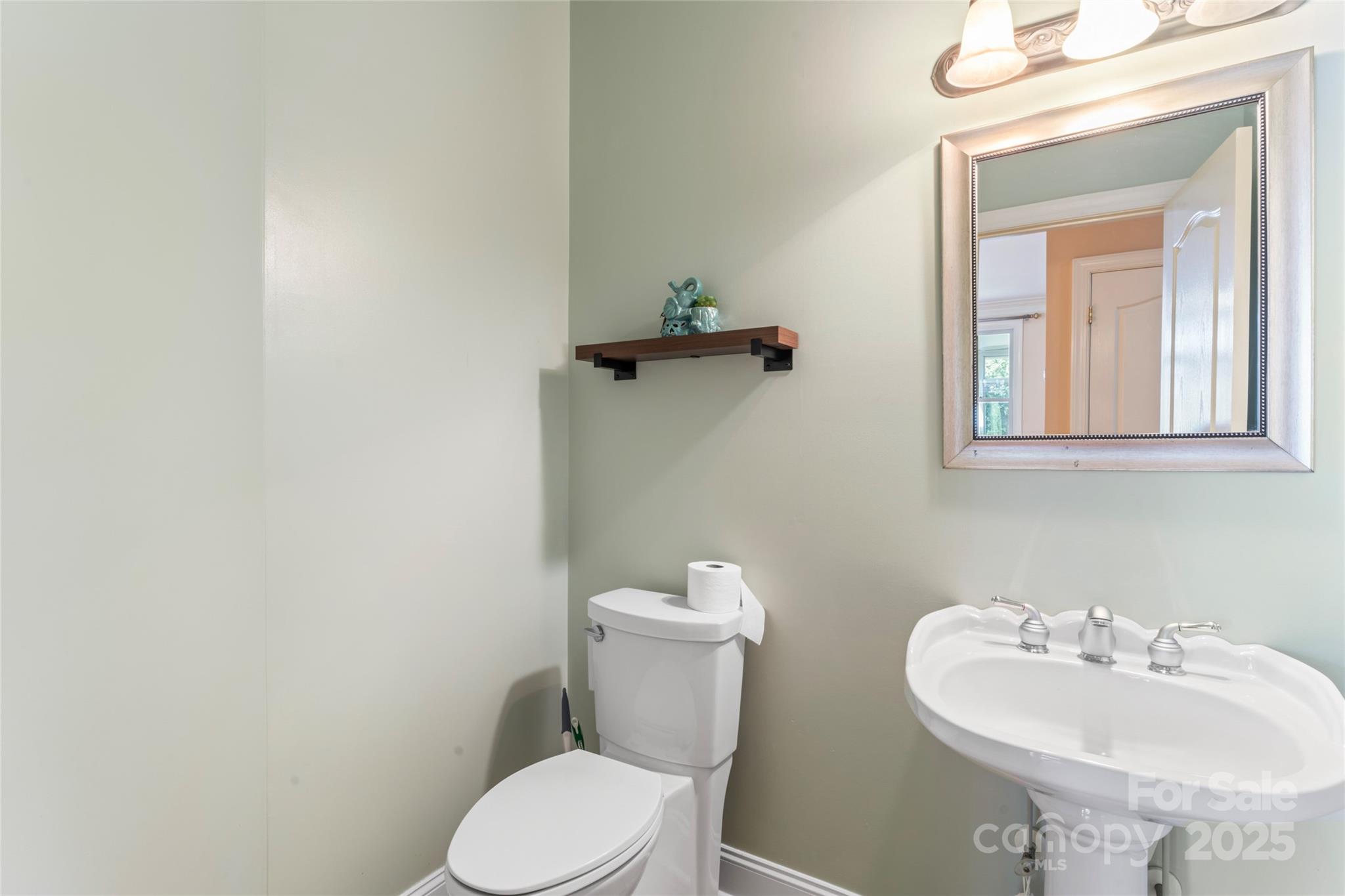 142 Canterbury Crossing Property Photo 21