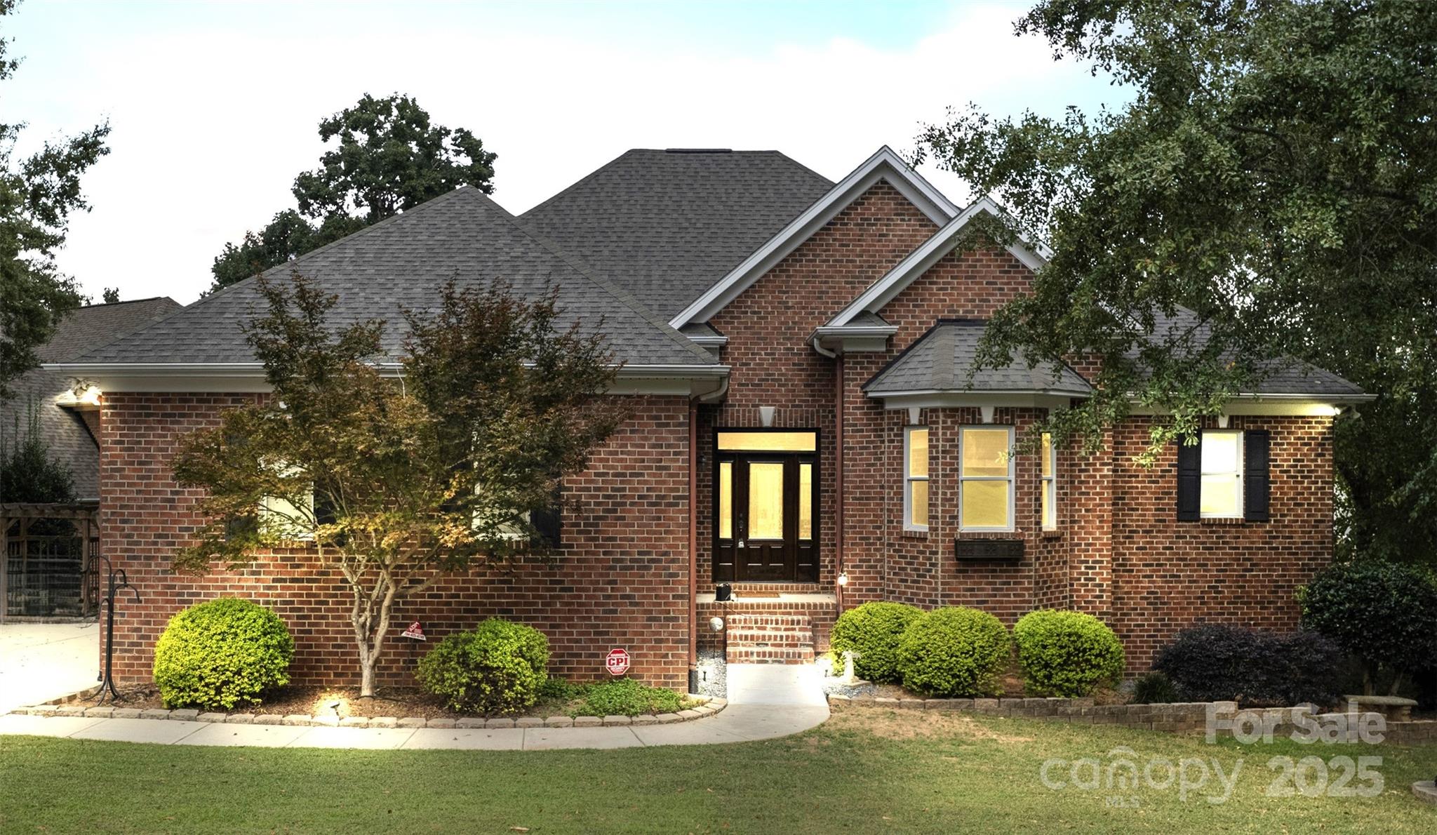 142 Canterbury Crossing Property Photo 31