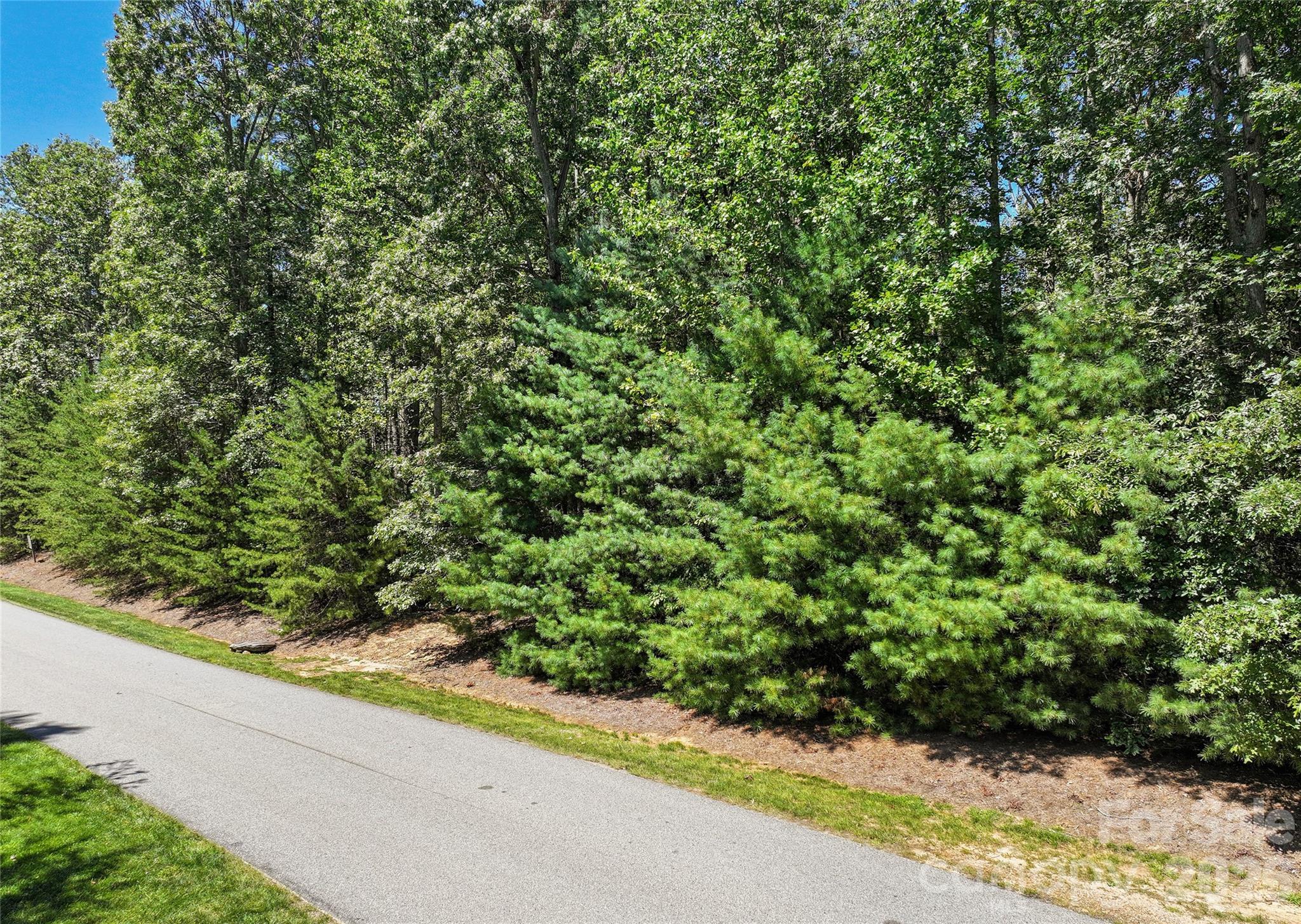 15 Mirehouse Run Property Photo 4