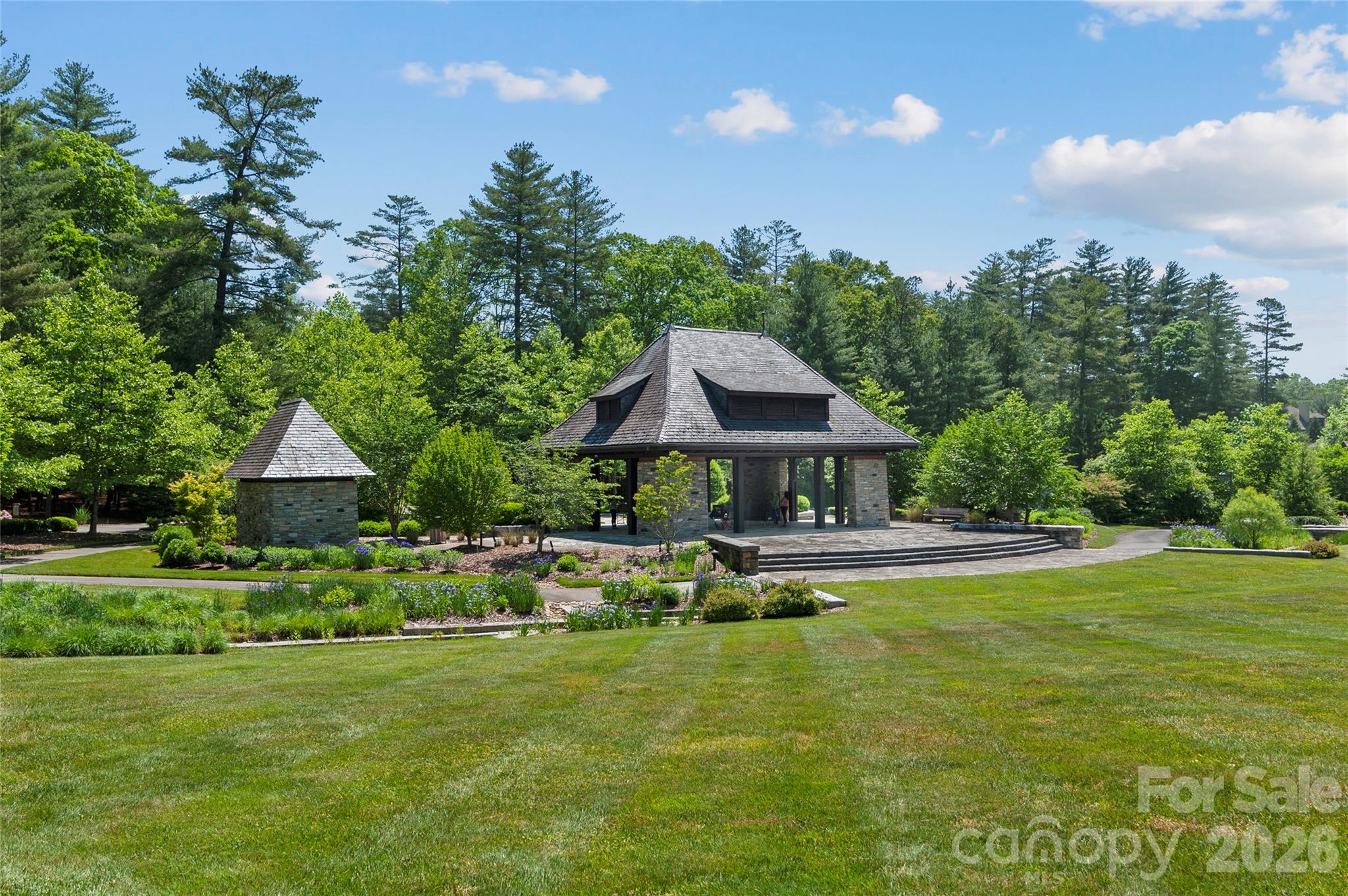 15 Mirehouse Run Property Photo 18