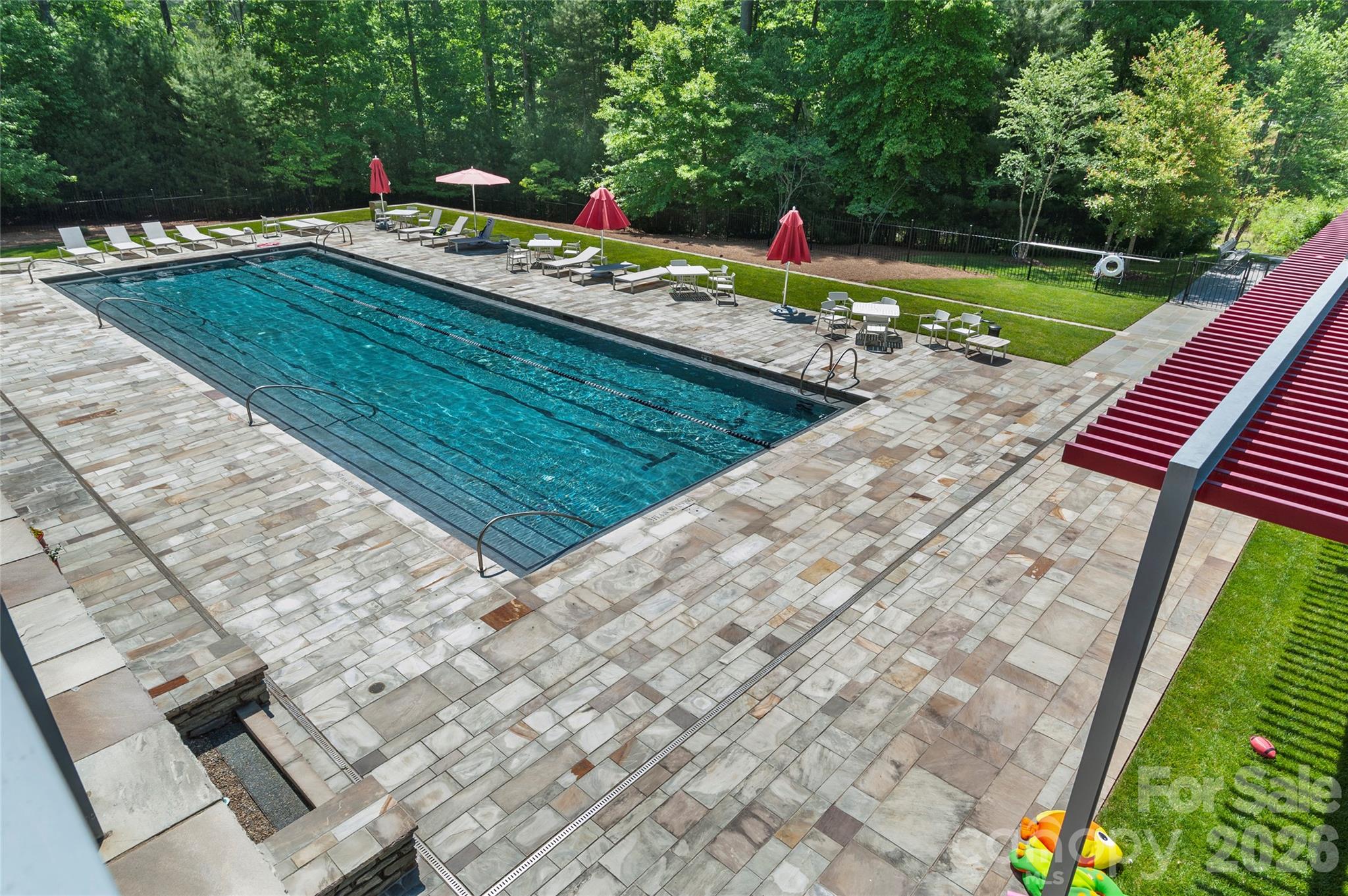 15 Mirehouse Run Property Photo 21