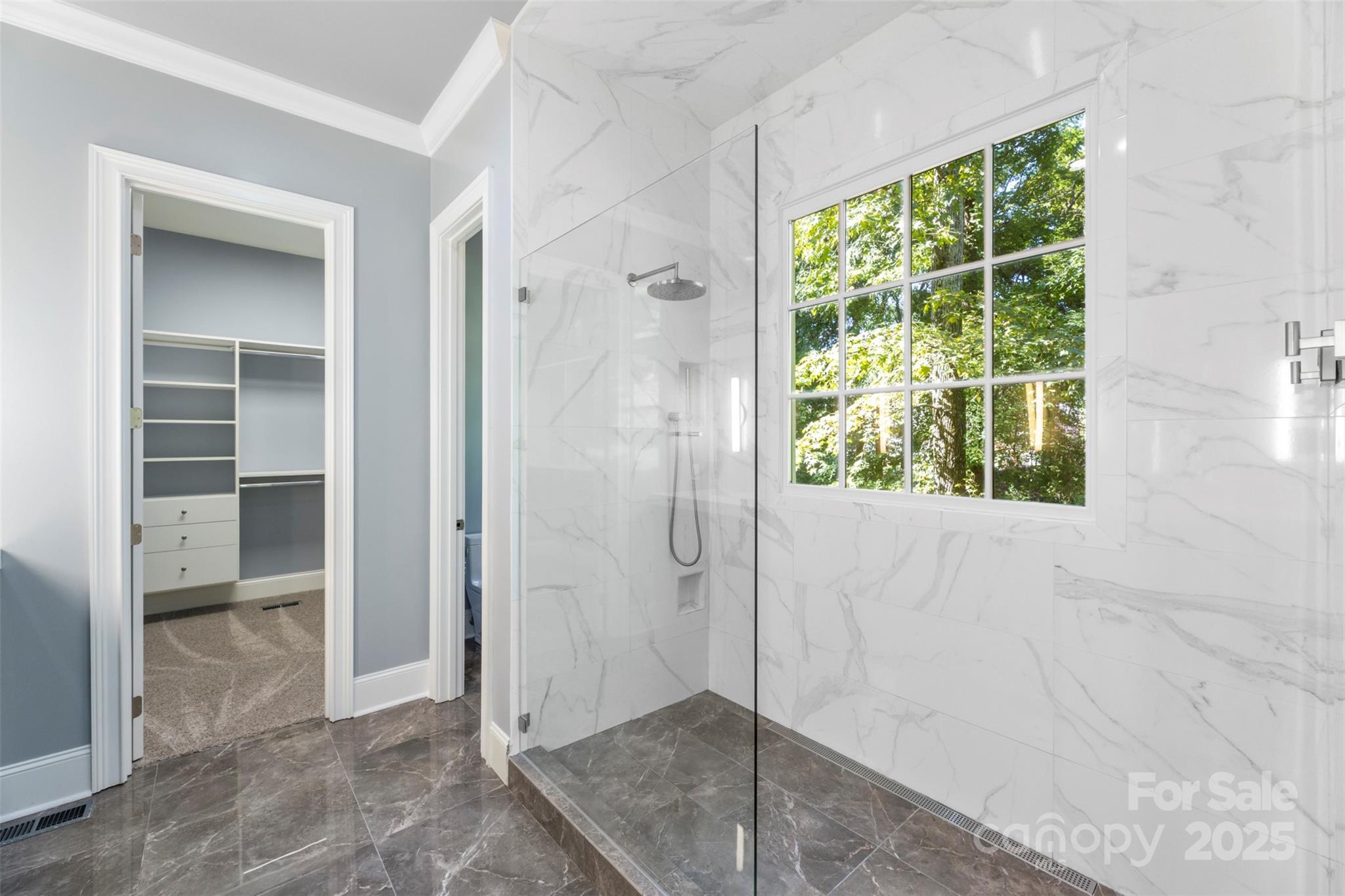 8928 Heydon Hall Circle Property Photo 11