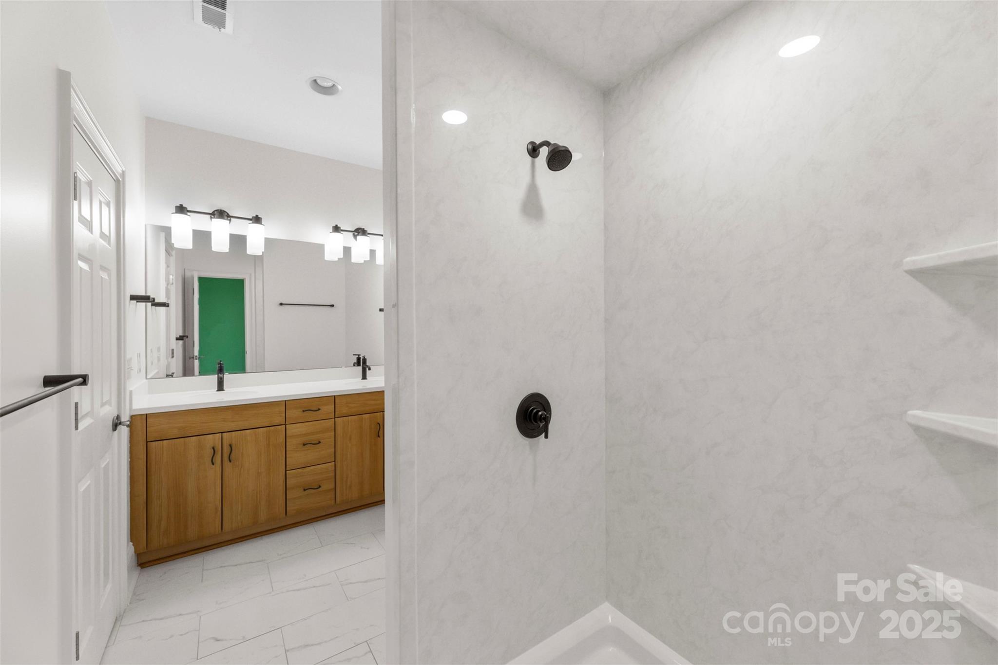 8928 Heydon Hall Circle Property Photo 22