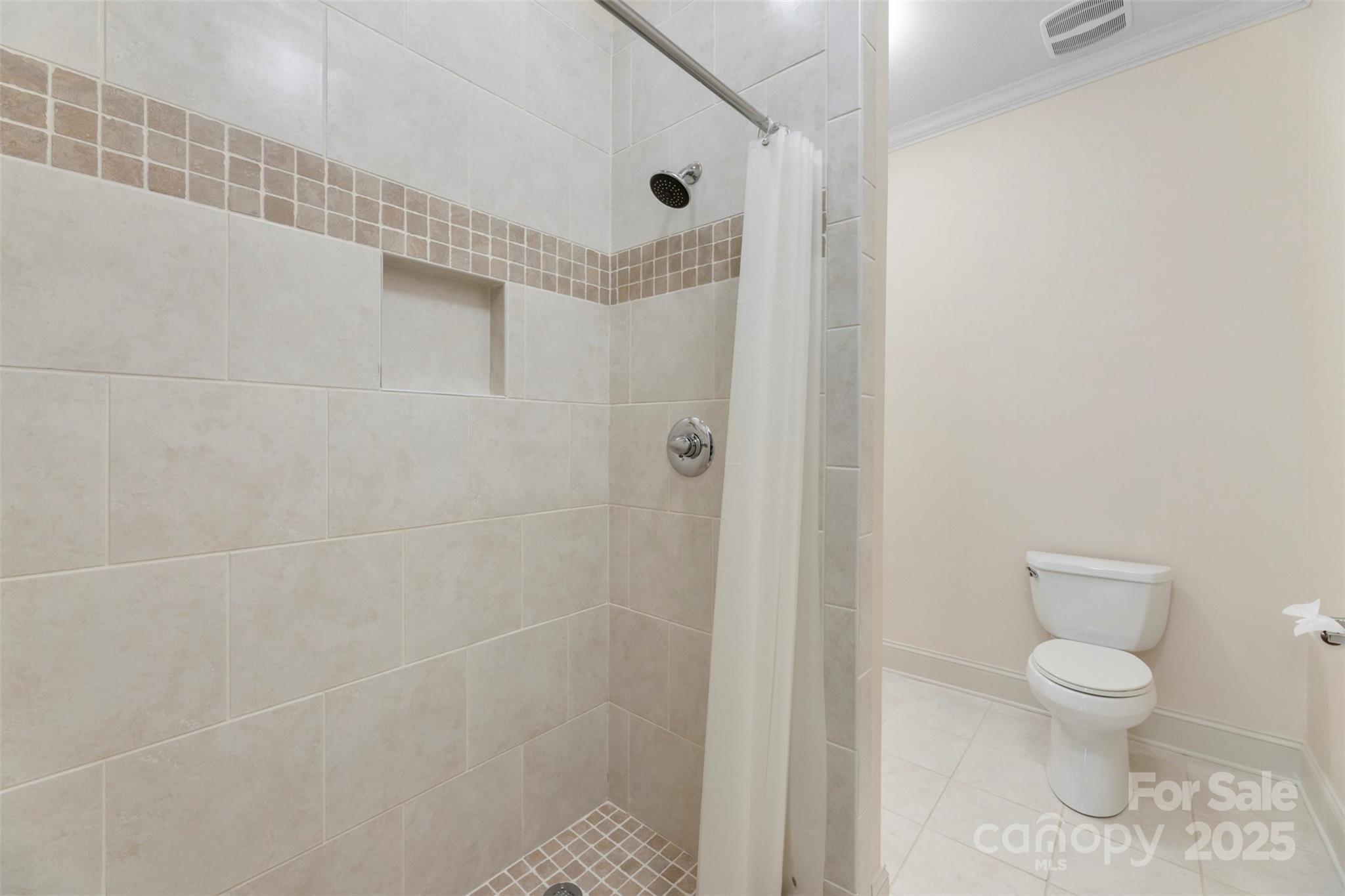 8928 Heydon Hall Circle Property Photo 32