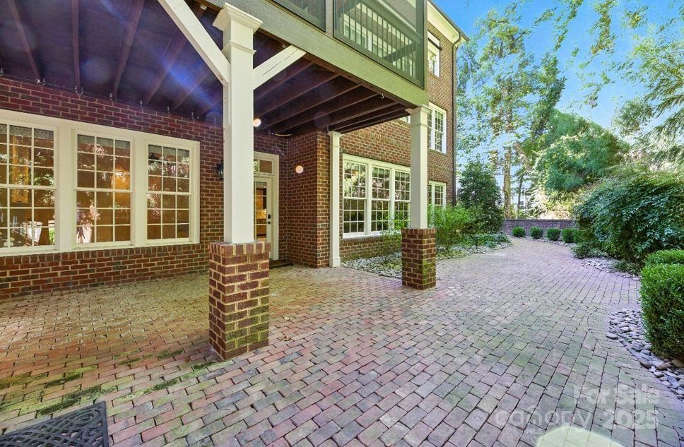 8928 Heydon Hall Circle Property Photo 36