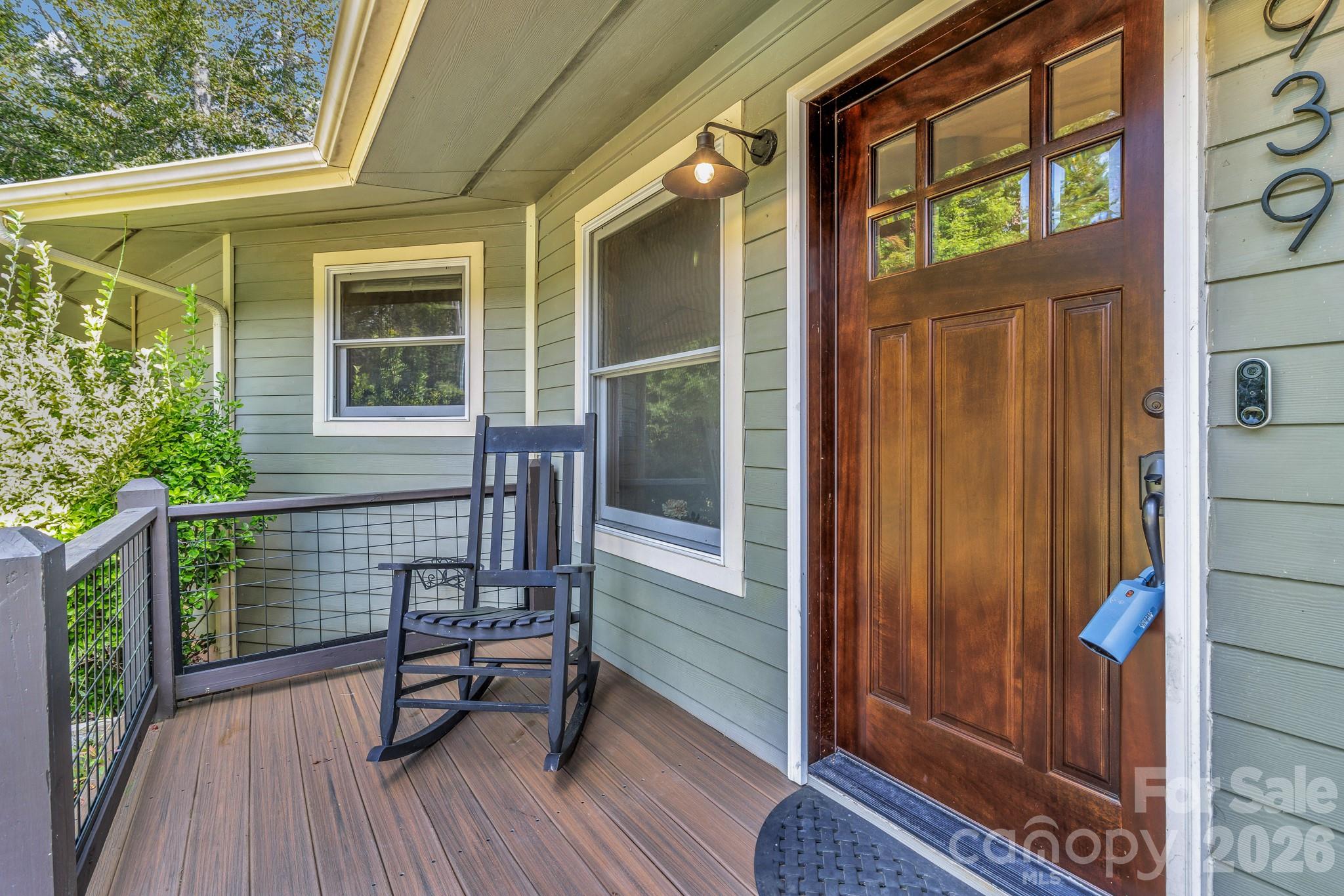 939 Morgan Hill Road Property Photo 1