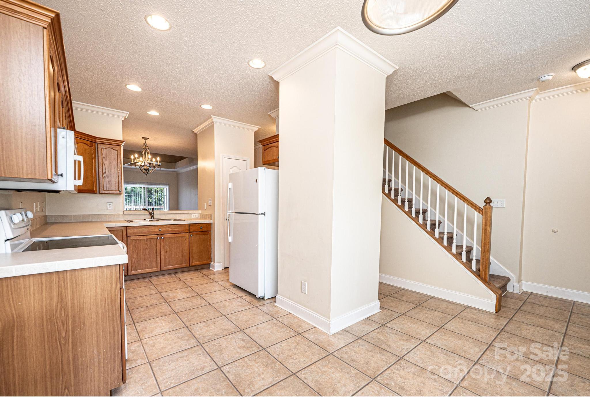 1492 Mulberry Ridge Drive Property Photo 11