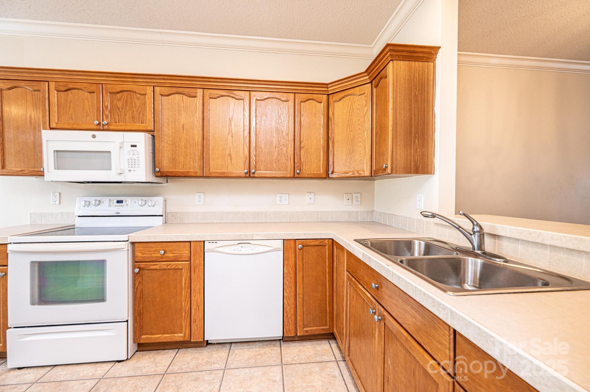 1492 Mulberry Ridge Drive Property Photo 12