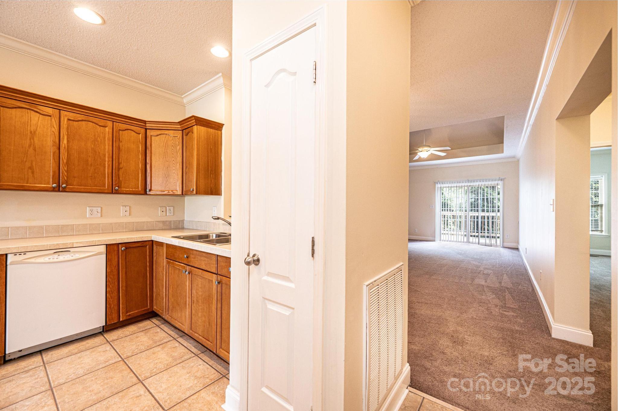 1492 Mulberry Ridge Drive Property Photo 17