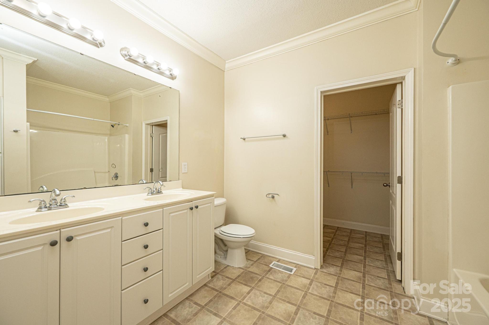 1492 Mulberry Ridge Drive Property Photo 27