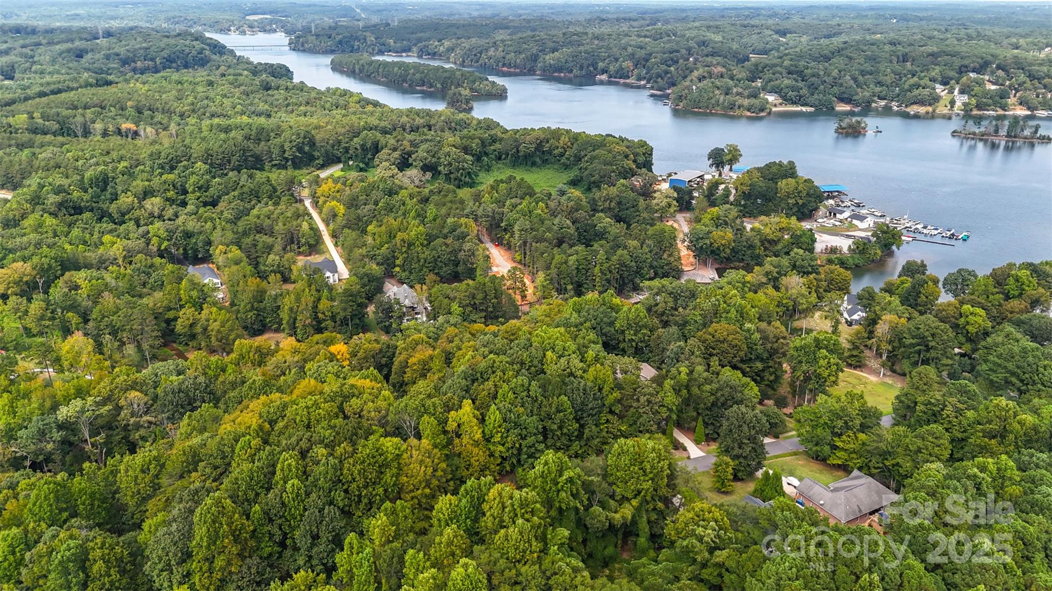 8068 Summit Ridge Drive Property Photo 10