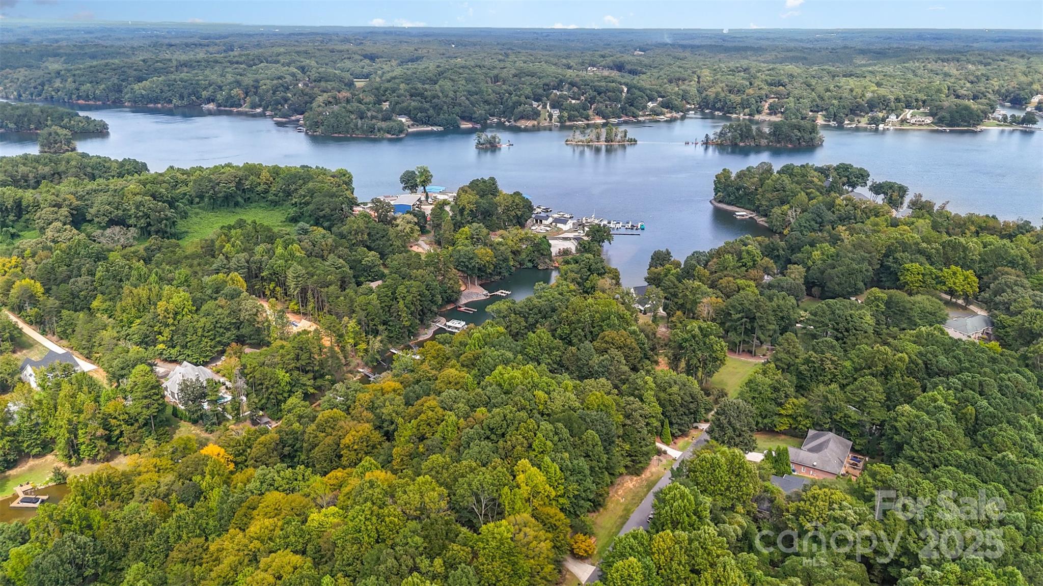 8068 Summit Ridge Drive Property Photo 14