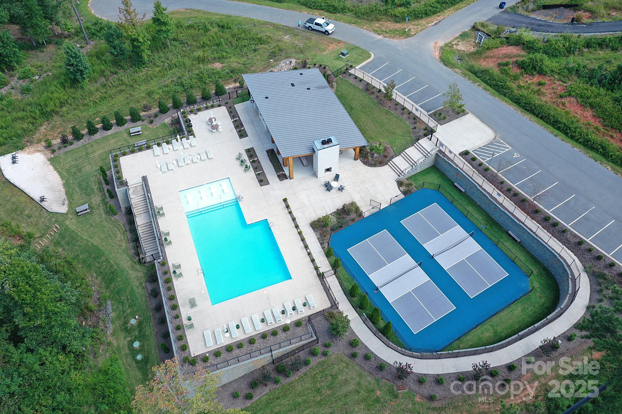 2576 Jumping Run Property Photo 16