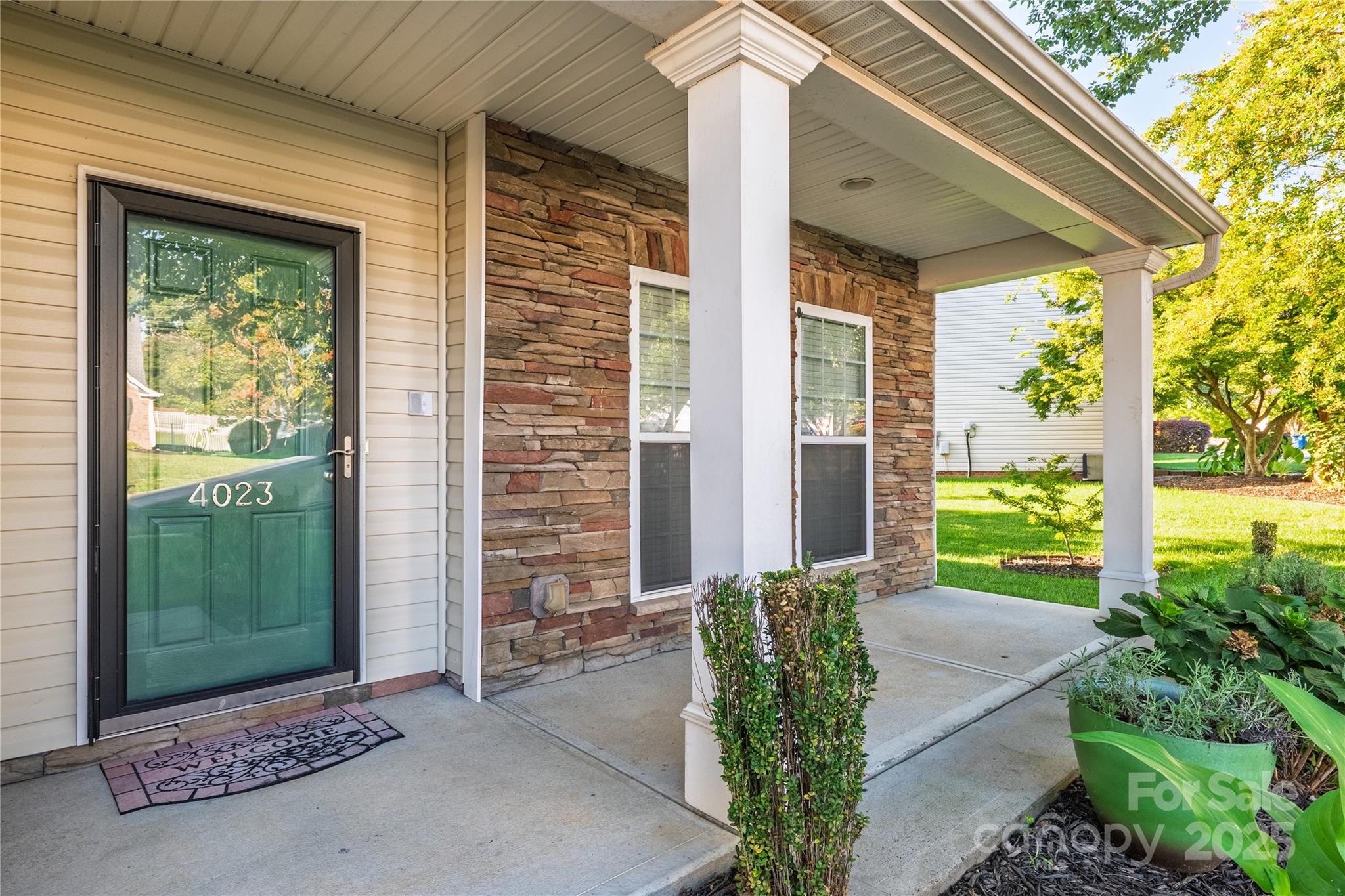 4023 Lawrence Daniel Drive Property Photo 3