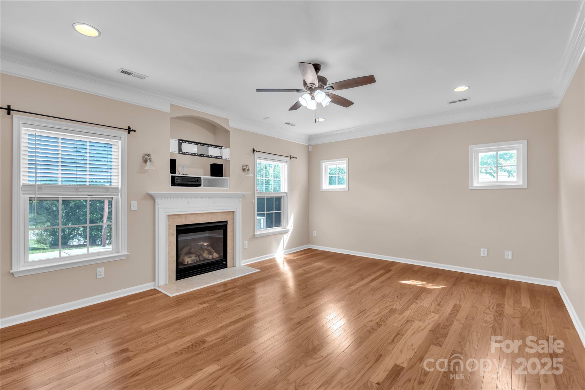 4023 Lawrence Daniel Drive Property Photo 8