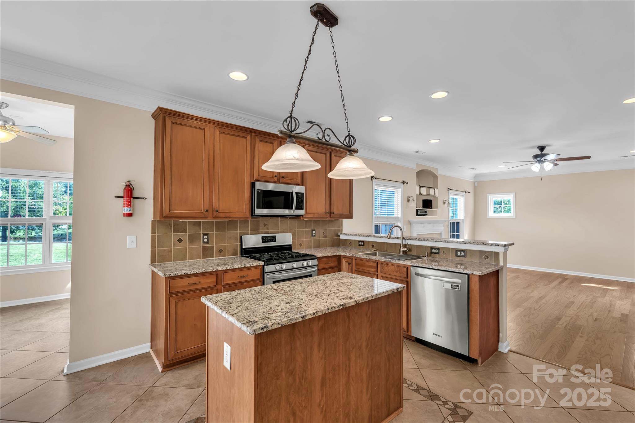 4023 Lawrence Daniel Drive Property Photo 11