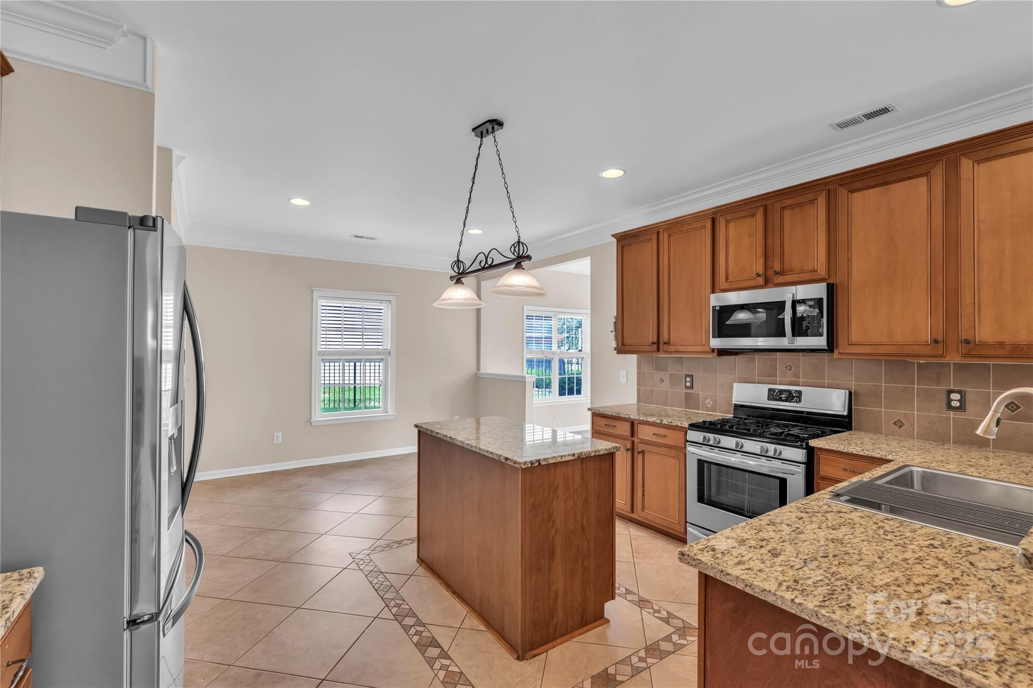 4023 Lawrence Daniel Drive Property Photo 12