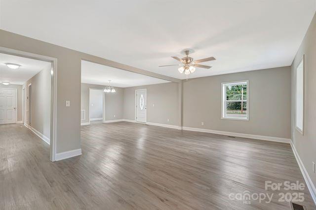 222 S Main Gq Street Property Photo 8