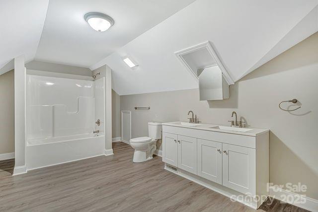 222 S Main Gq Street Property Photo 27