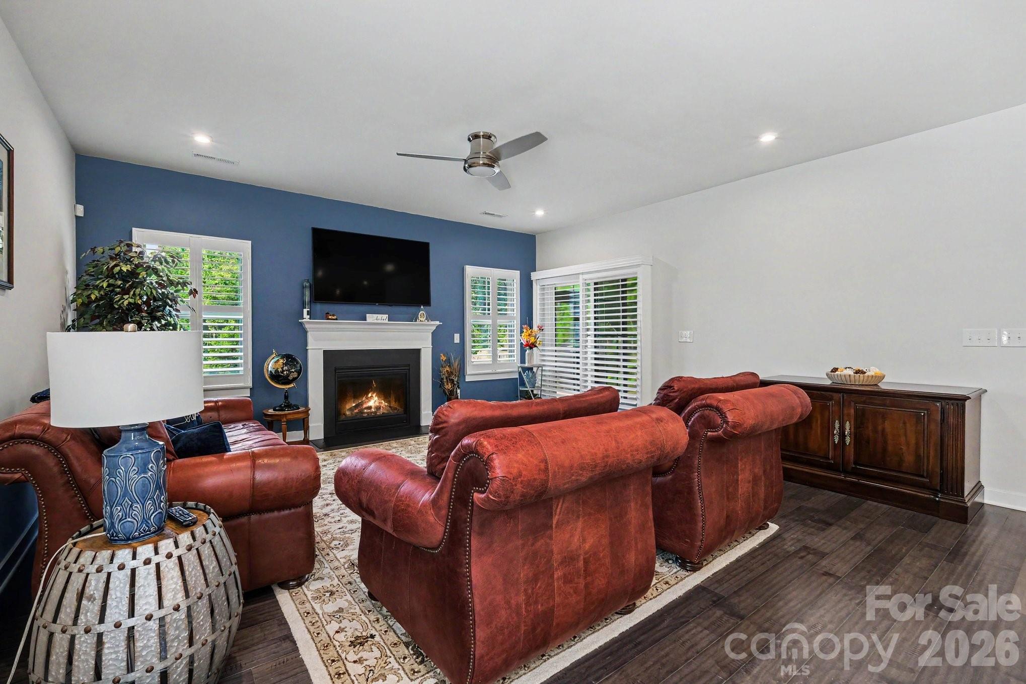 5219 Larewood Drive Property Photo 18