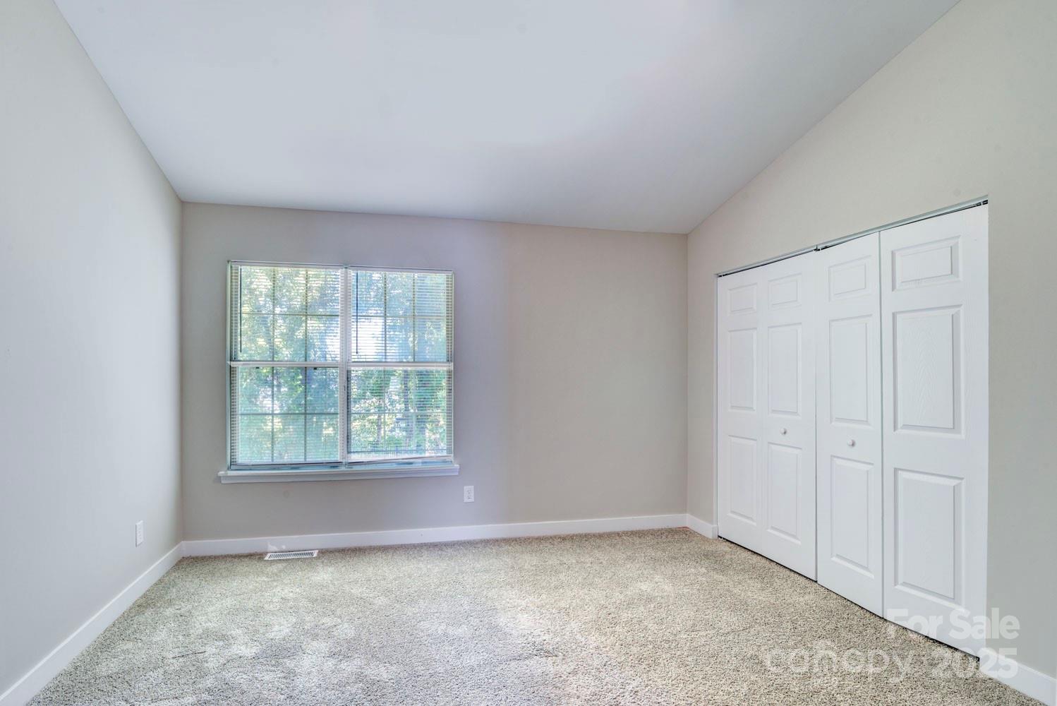 6129 Windsor Gate Lane Property Photo 9