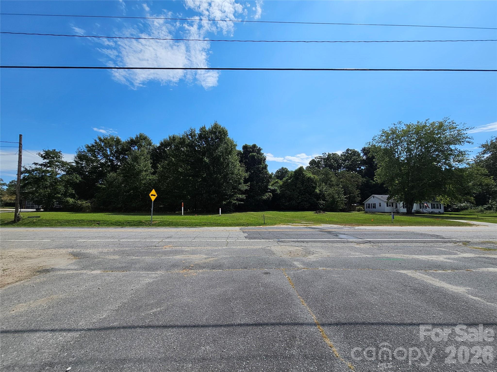 204 N Main Street Property Photo 2