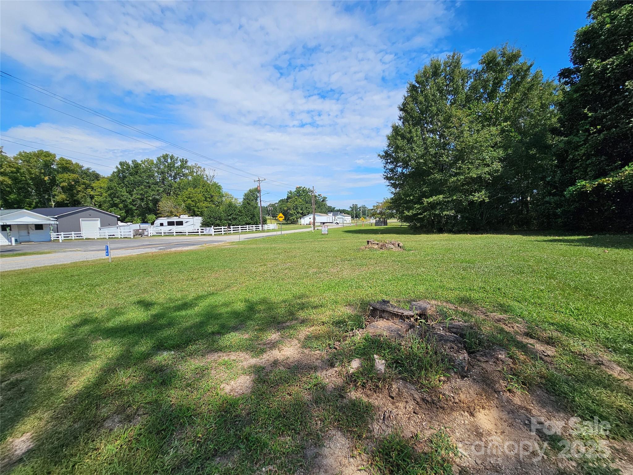 204 N Main Street Property Photo 3