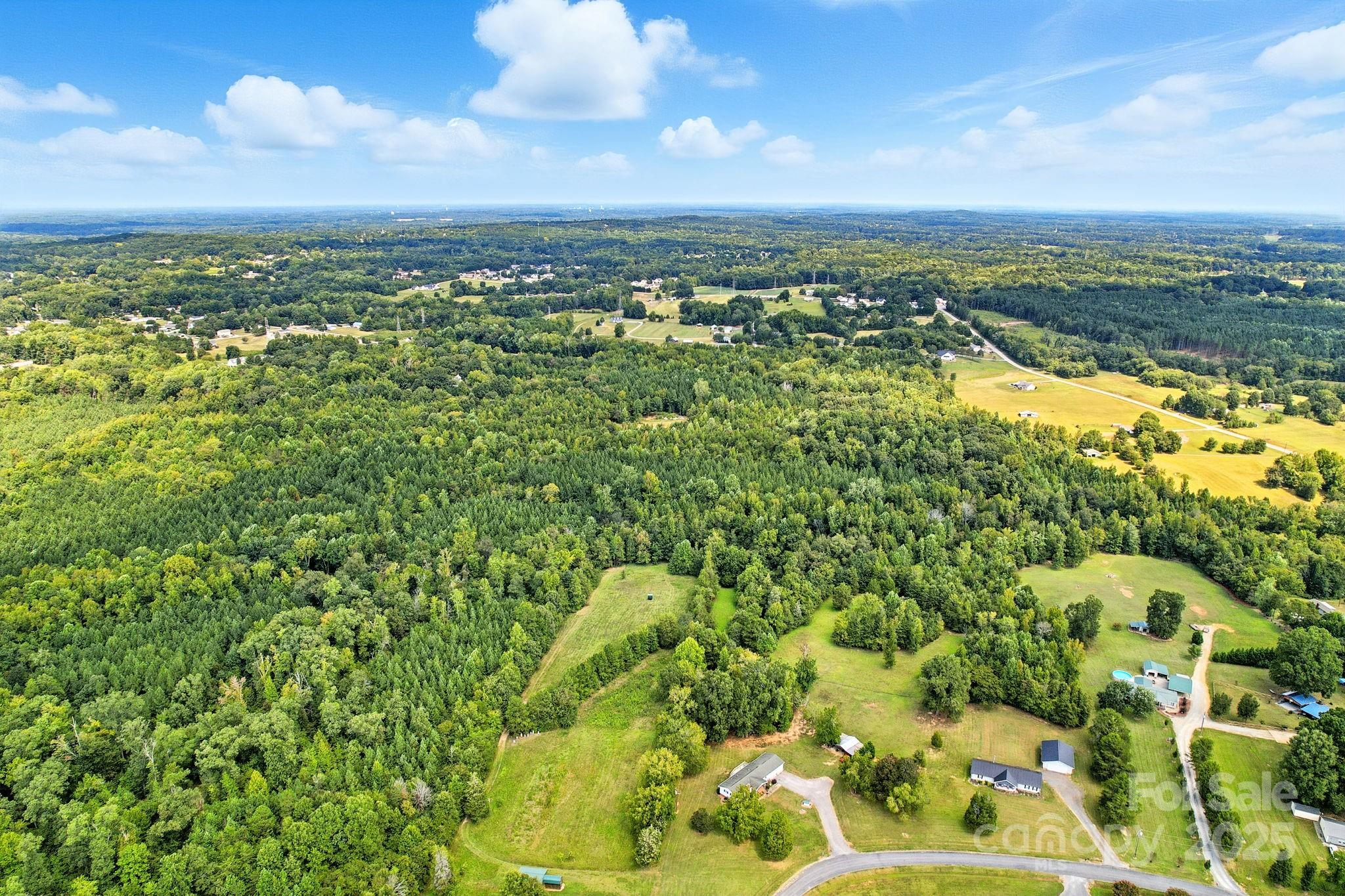 628 Faith Farm Road Property Photo 6